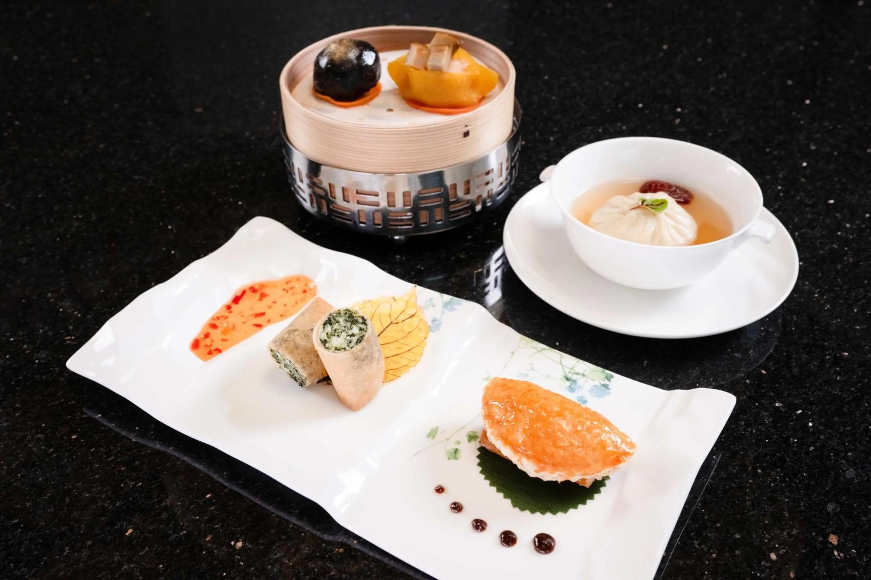 Restaurant/places to eat in Espacio Nagoya Castle