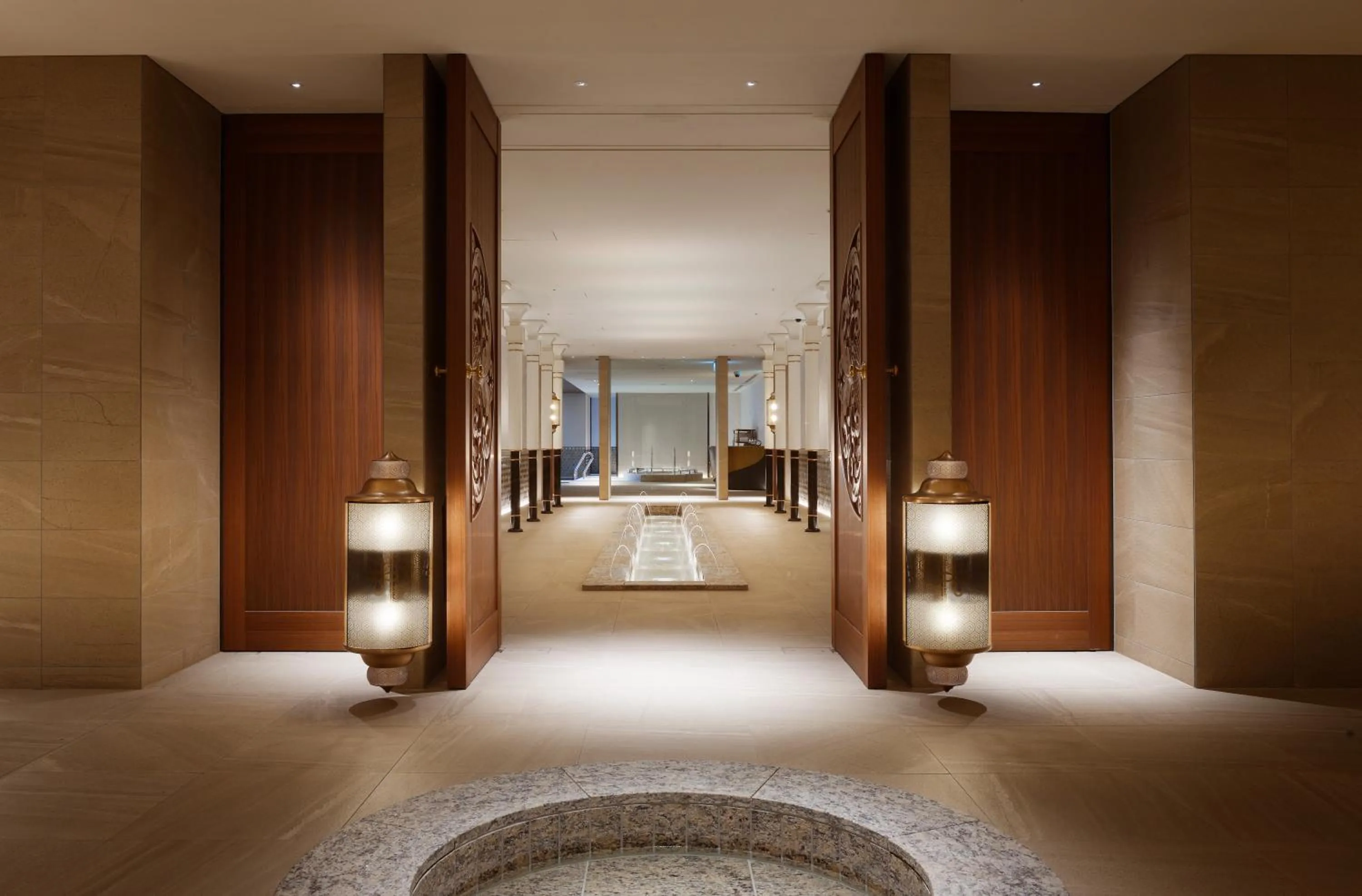 Hot Tub, Bed in Espacio Nagoya Castle