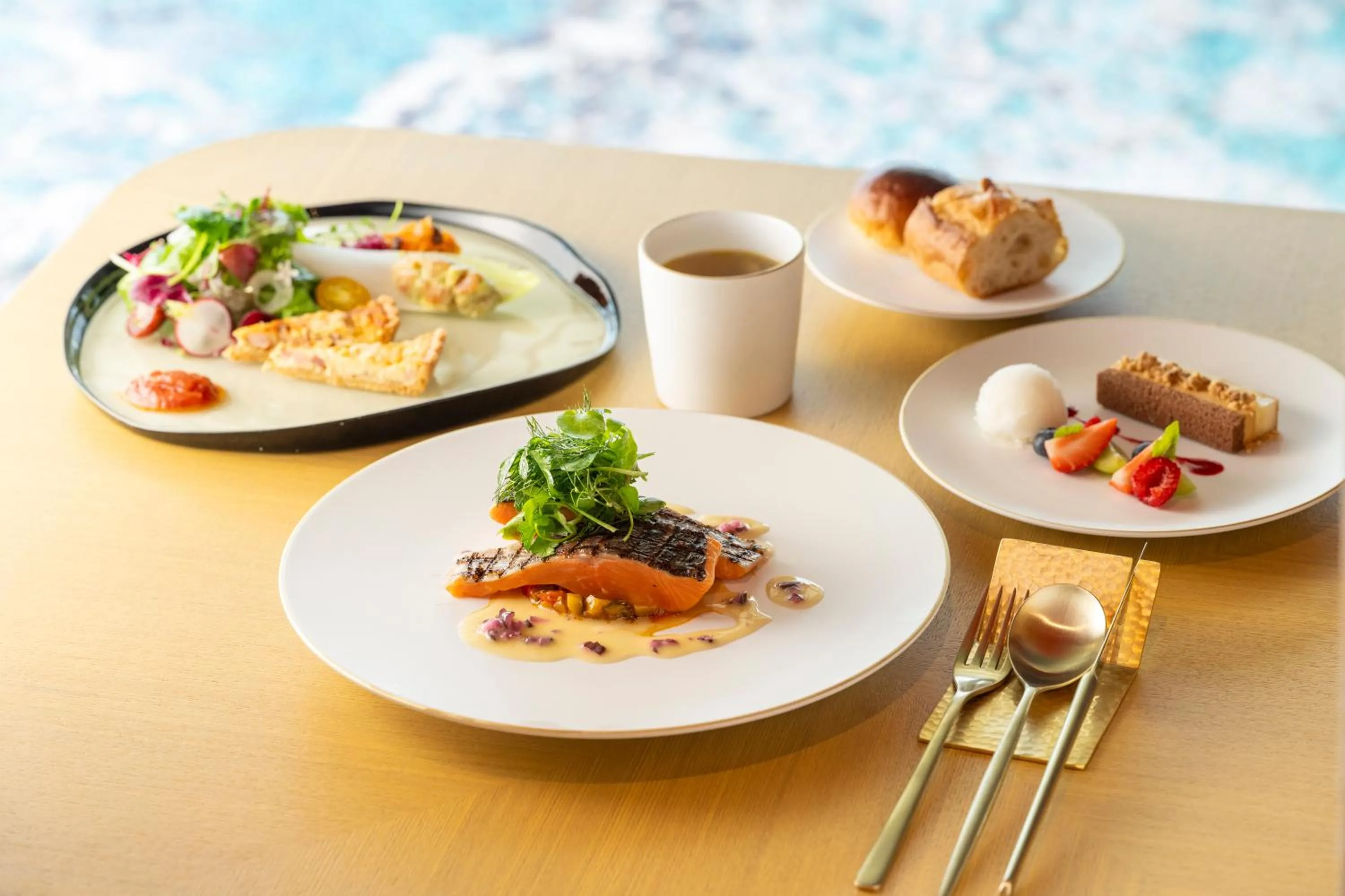 Restaurant/places to eat in Espacio Nagoya Castle