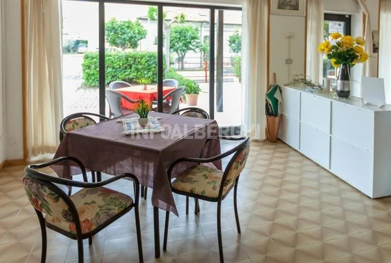 Communal lounge/ TV room in Hotel Paradiso