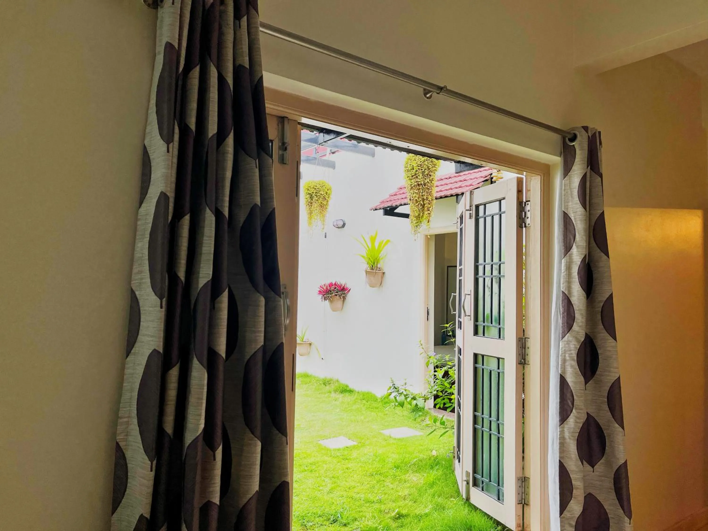 Balcony/Terrace in Mystic Felicity Inn