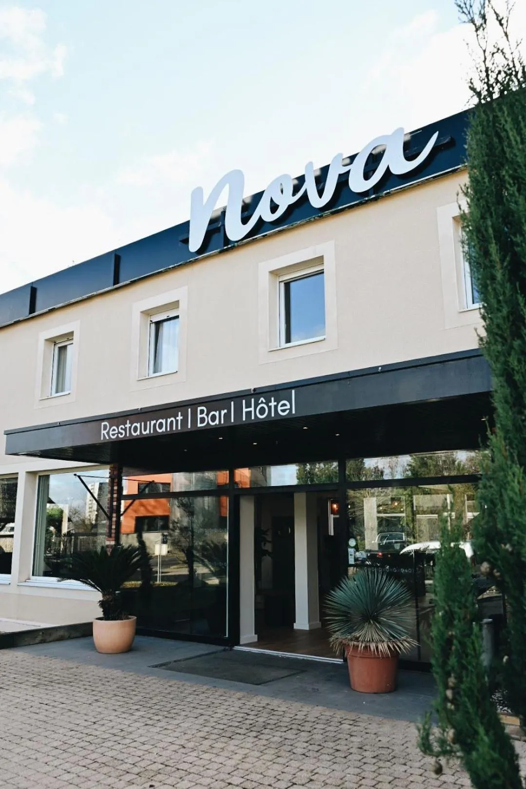 Logis Hôtel Nova RENOVE - Villefranche sur Saône