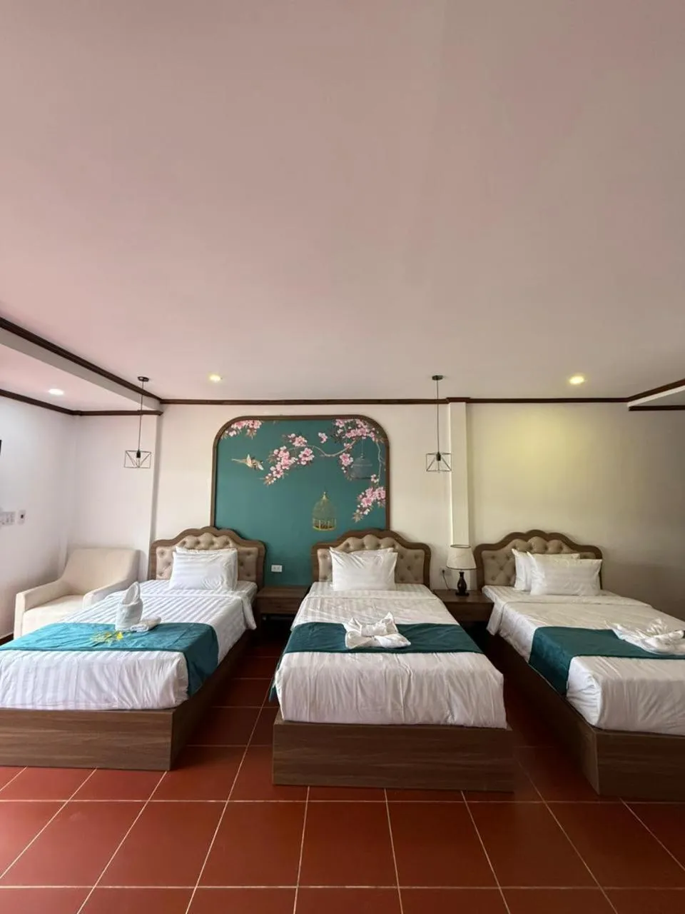 Bed in Vangvieng Night Market Resort