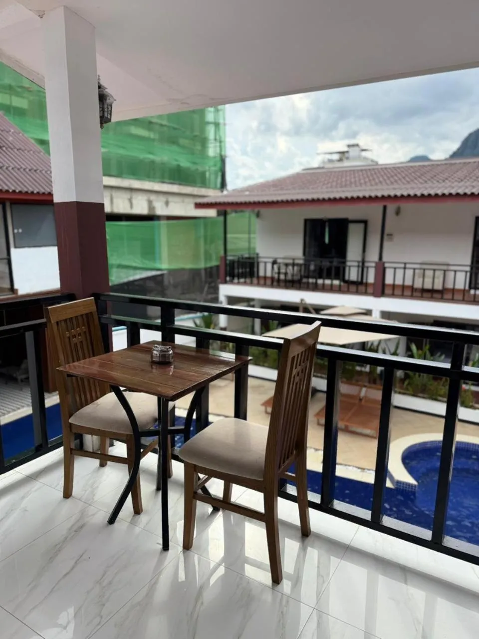 Vangvieng Night Market Resort
