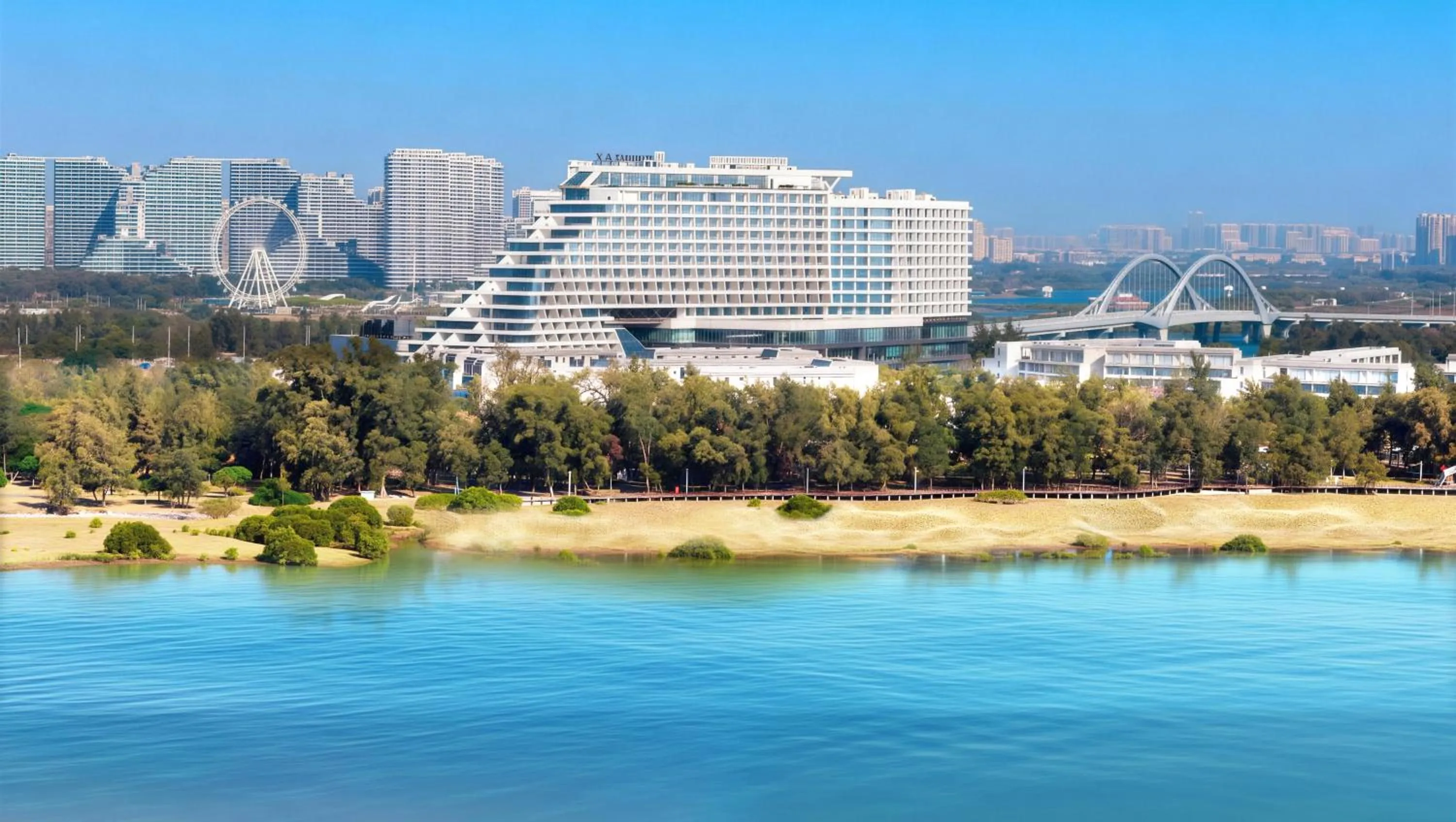 HUALUXE Beihai Silver Beach Resort by IHG