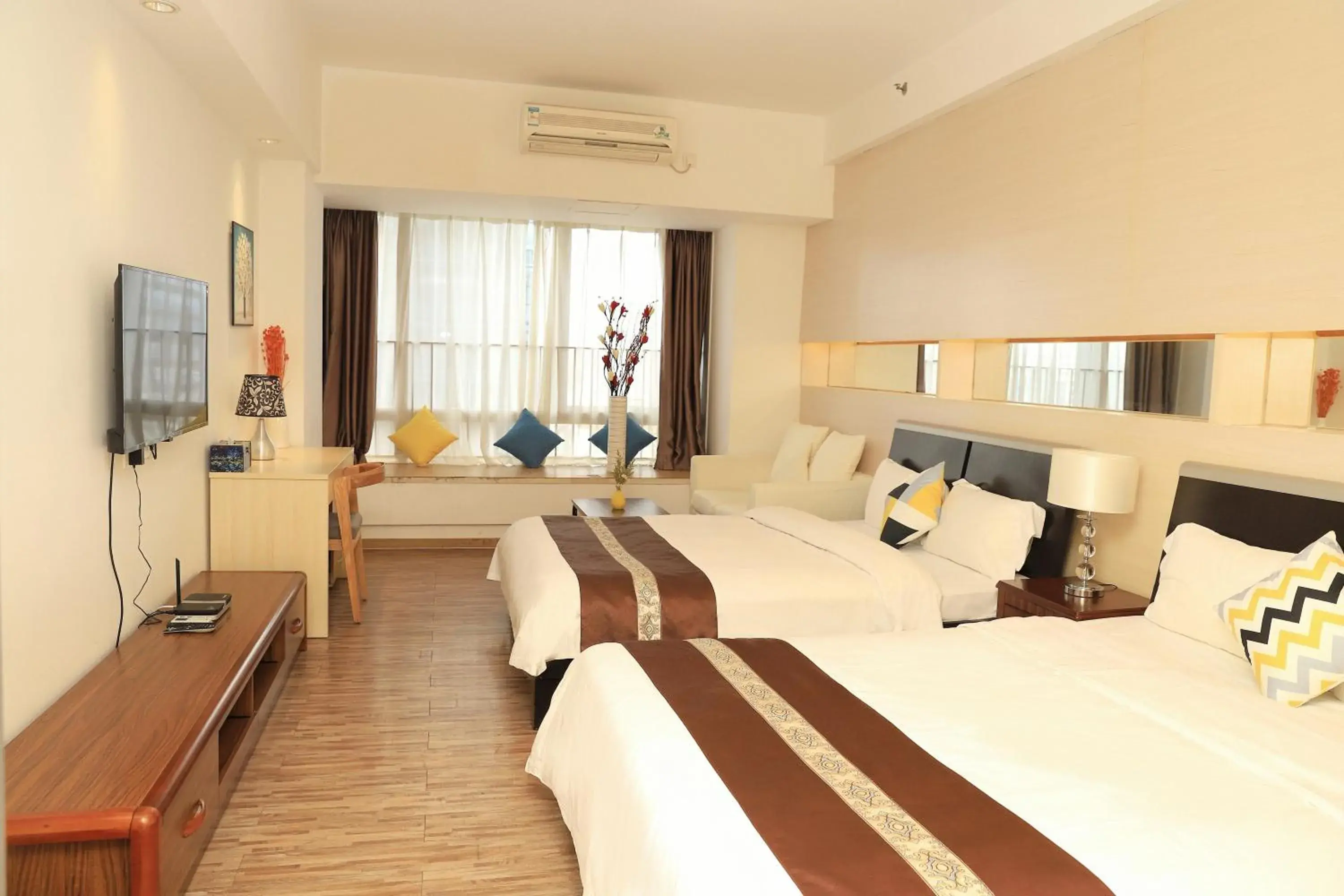 Executive Twin Room in Jiayuan Executive ApartHotel Guangzhou Wuyangcun Metro Station Zhujiang New Town Branch Executive Twin Room in Jiayuan Executive ApartHotel Guangzhou Wuyangcun Metro Station Zhujiang New Town Branch