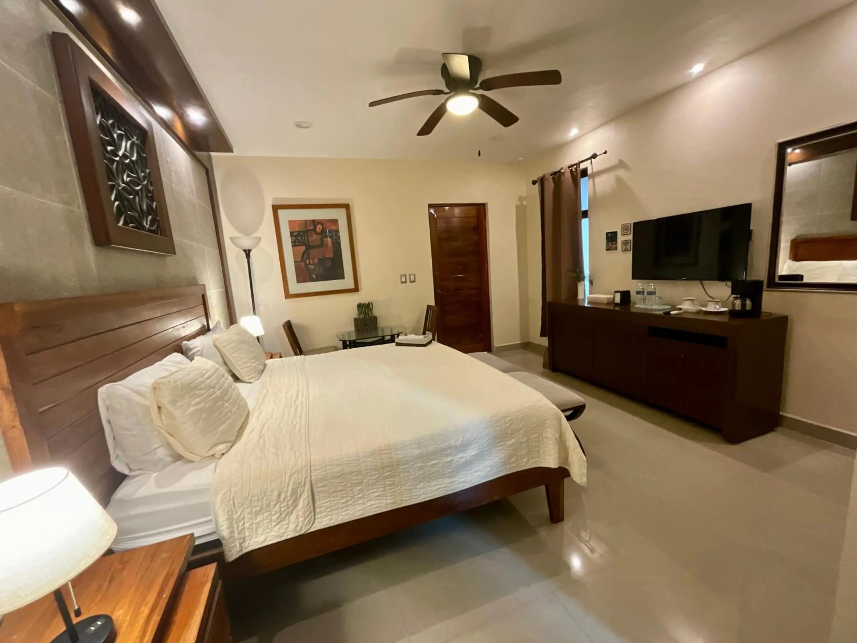 Bed in El Zaguán Colonial by GuruHotel