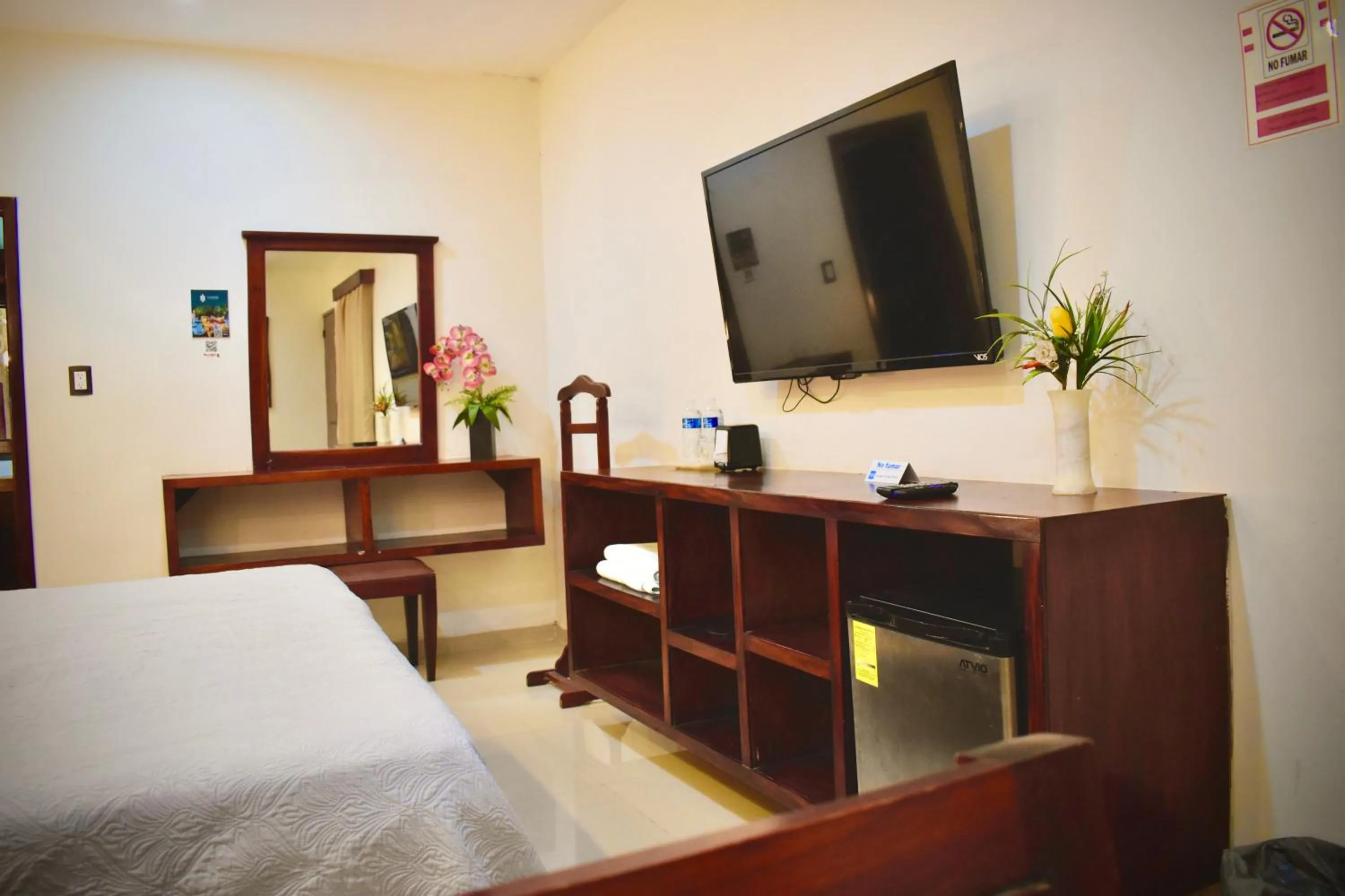 TV and multimedia, Bed in El Zaguán Colonial by GuruHotel
