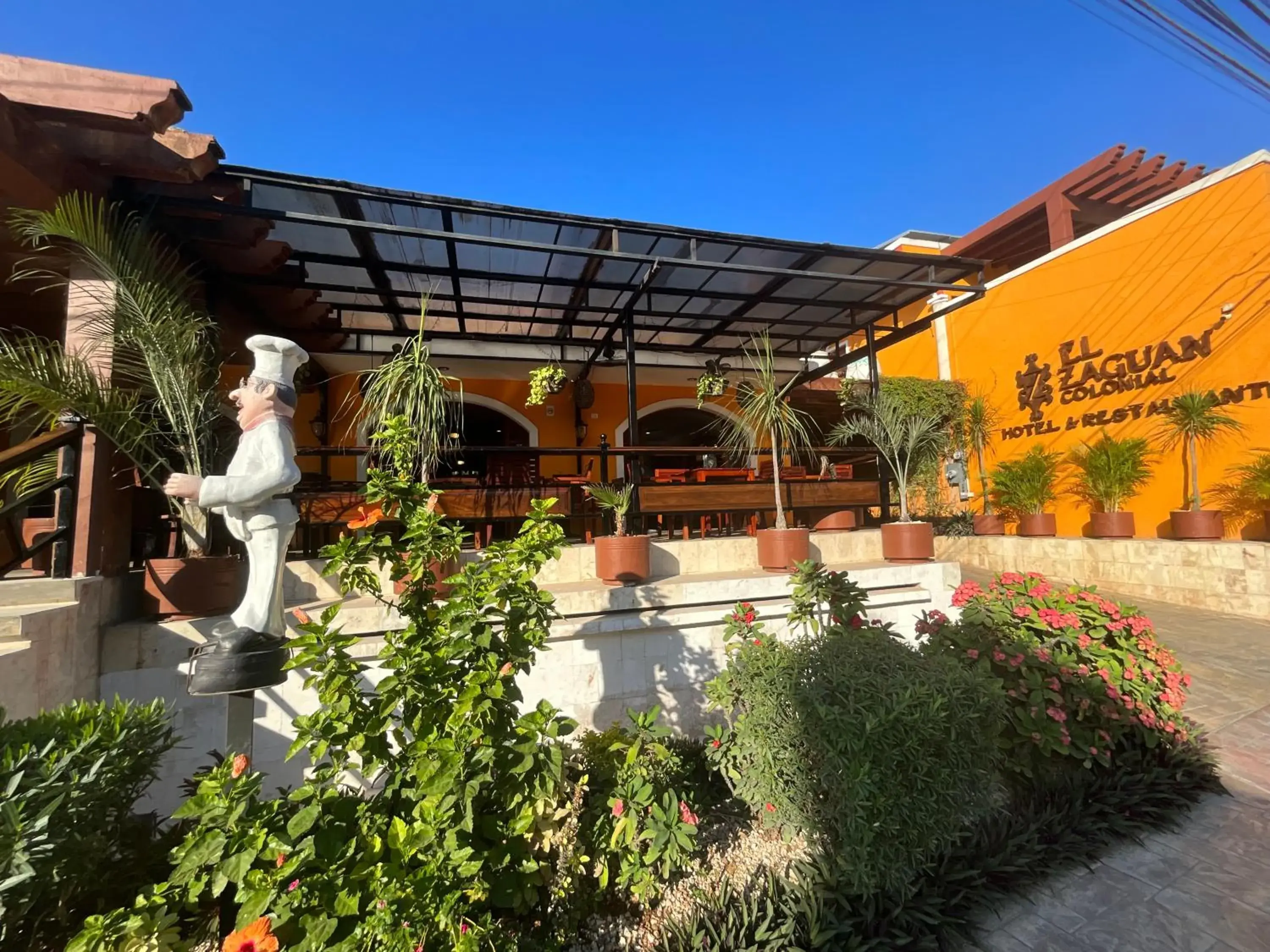Restaurant/places to eat in El Zaguán Colonial by GuruHotel Restaurant/places to eat in El Zaguán Colonial by GuruHotel
