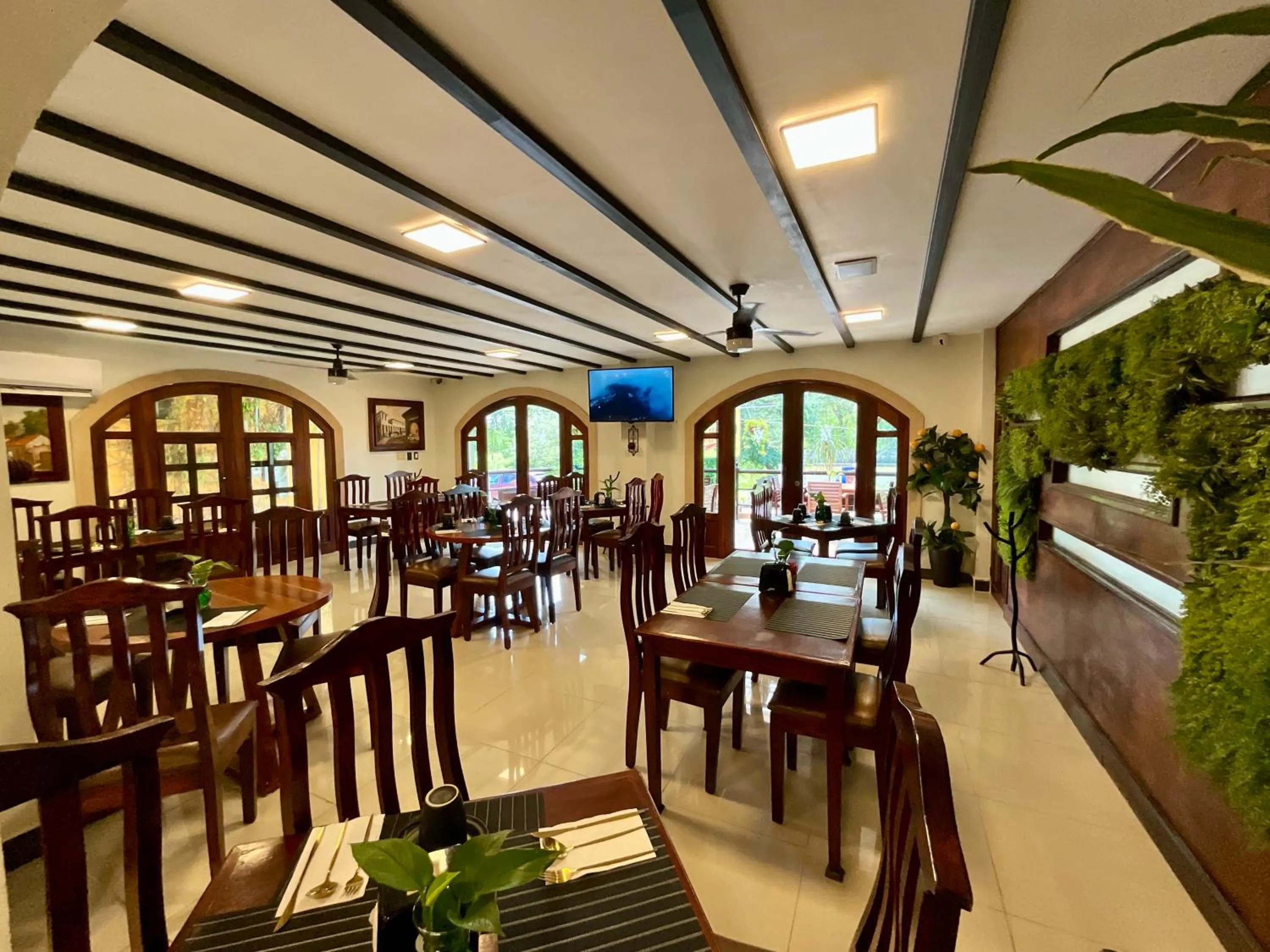 El Zaguán Colonial by GuruHotel