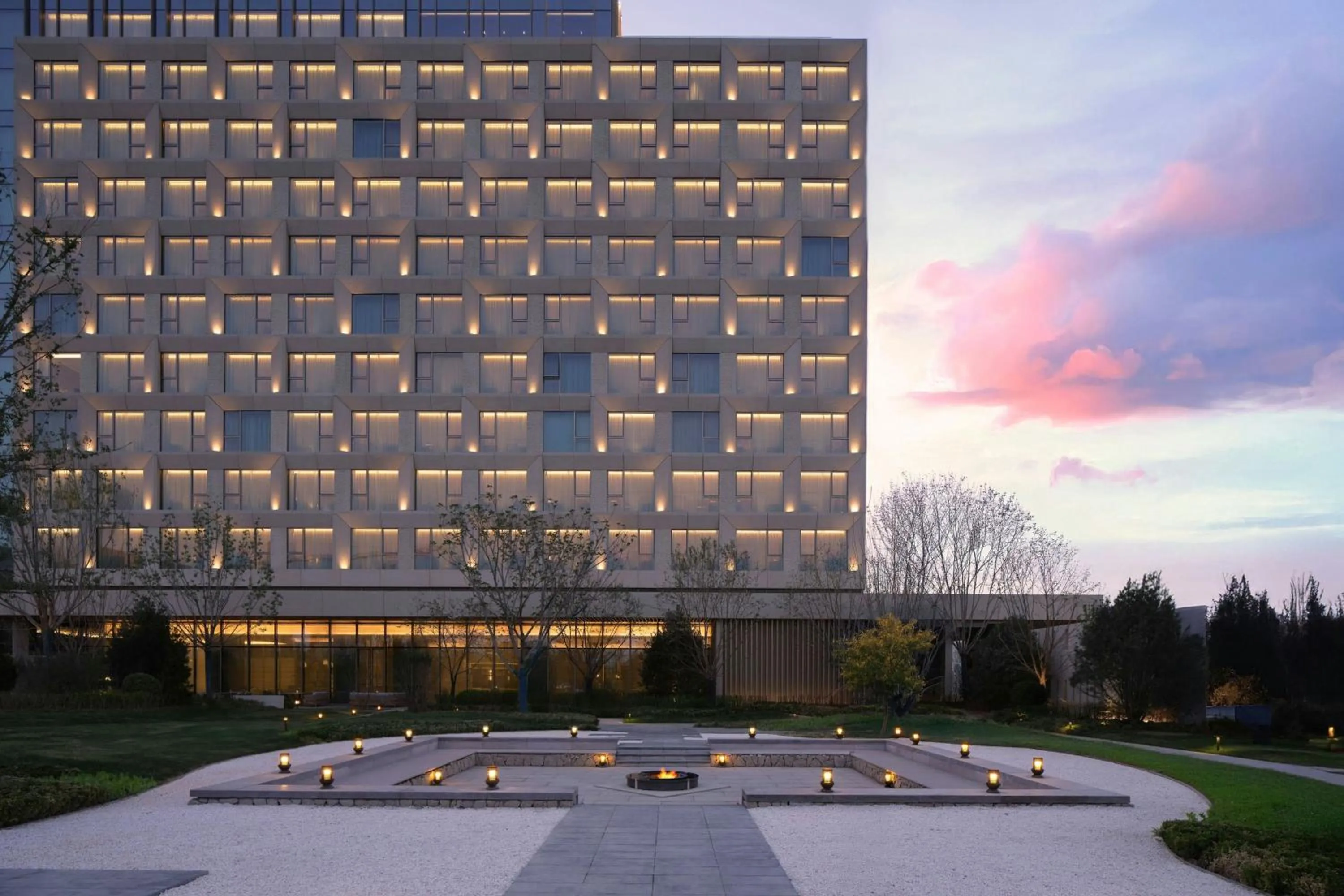 View (from property/room) in 库尔勒绿发万怡酒店