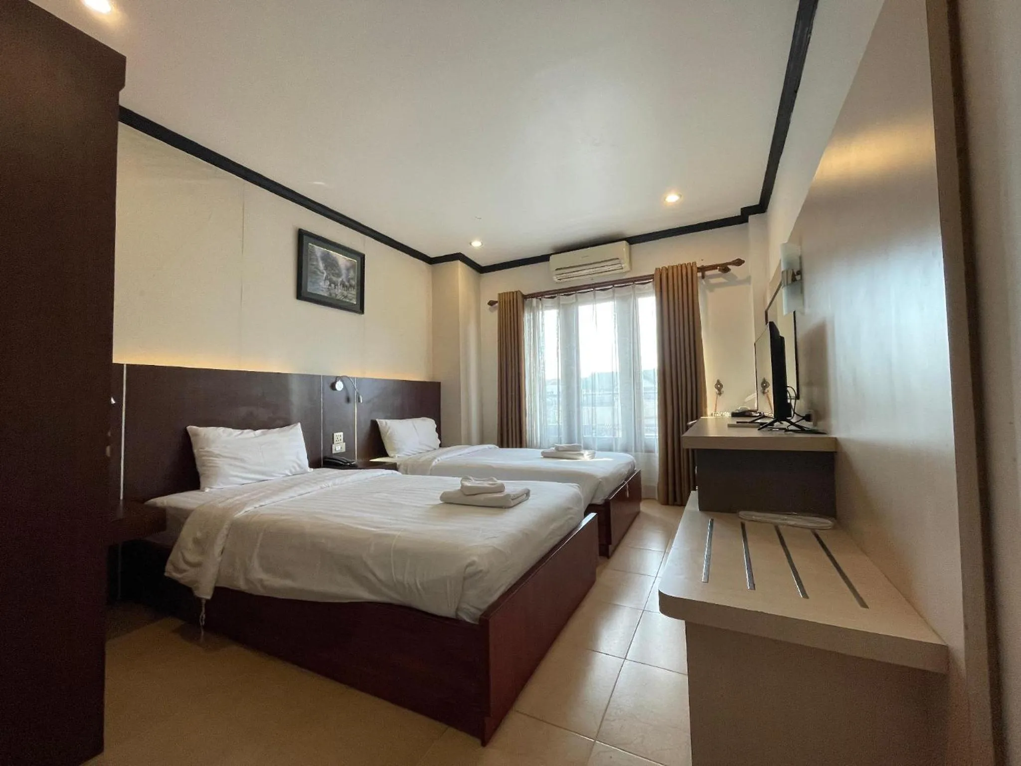 Bed in Lucky city hotel