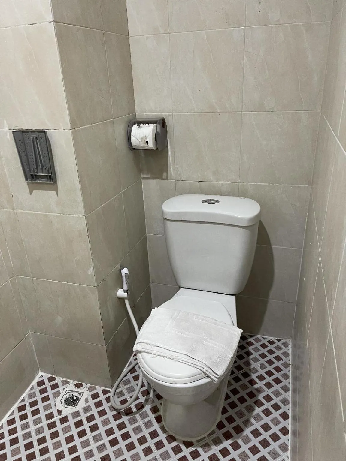 Toilet in Lucky city hotel