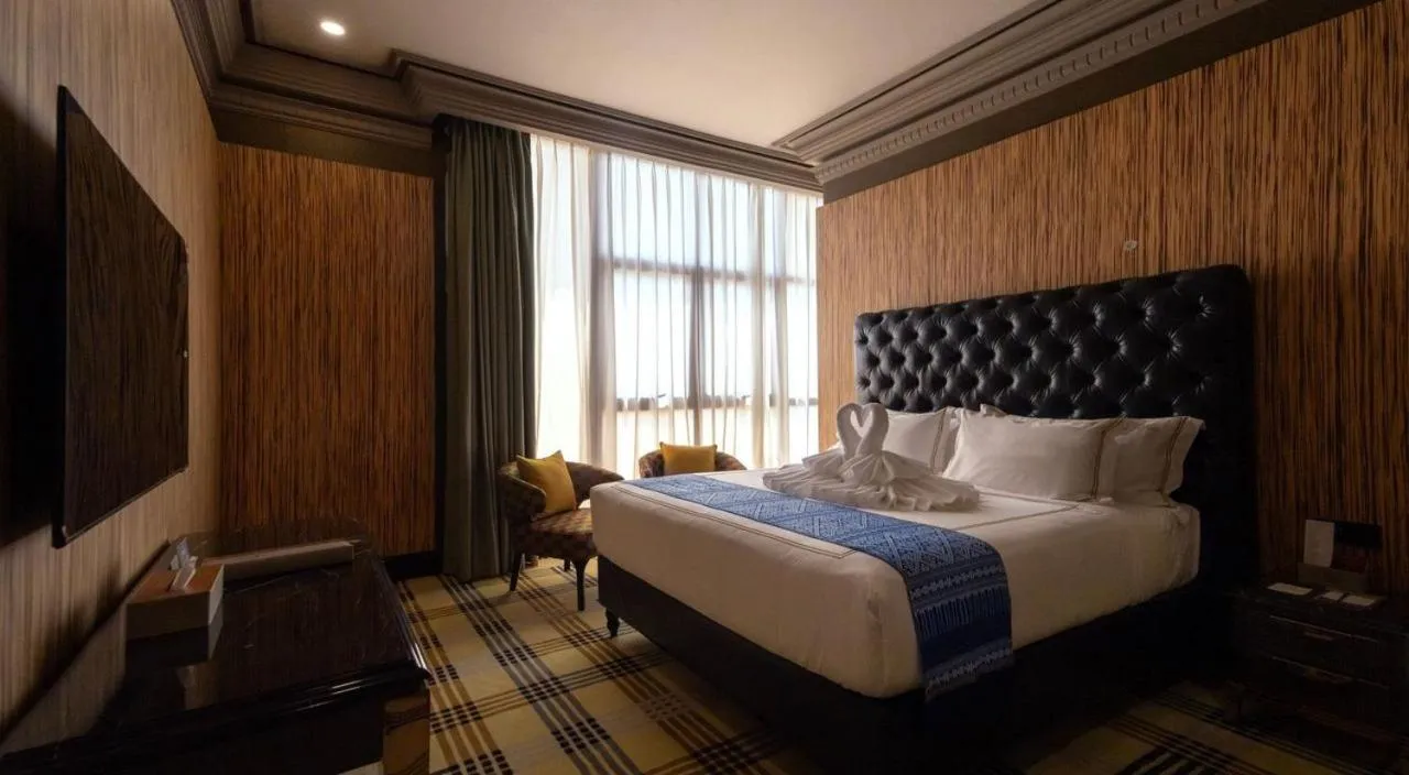 Bedroom, Bed in 1969 D'Kelly Hotel