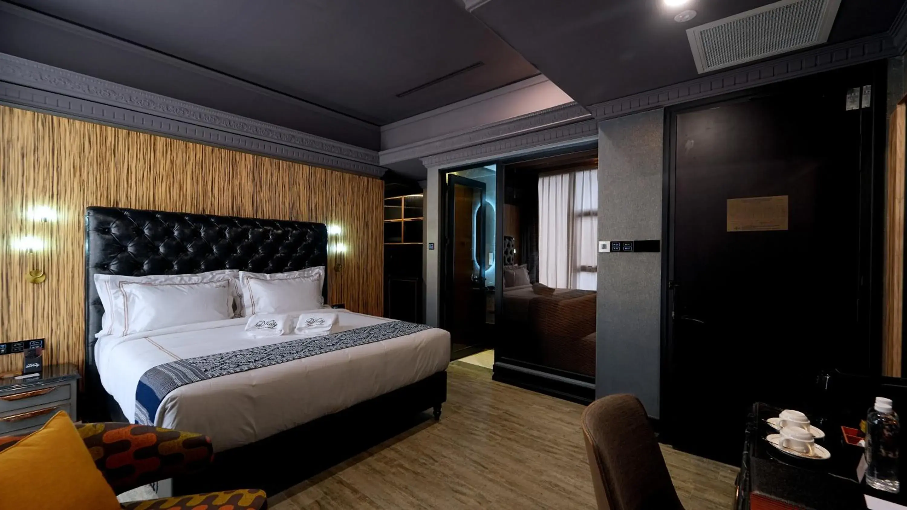 Premier Suite with Kitchen and Dining in 1969 D'Kelly Hotel Premier Suite with Kitchen and Dining in 1969 D'Kelly Hotel