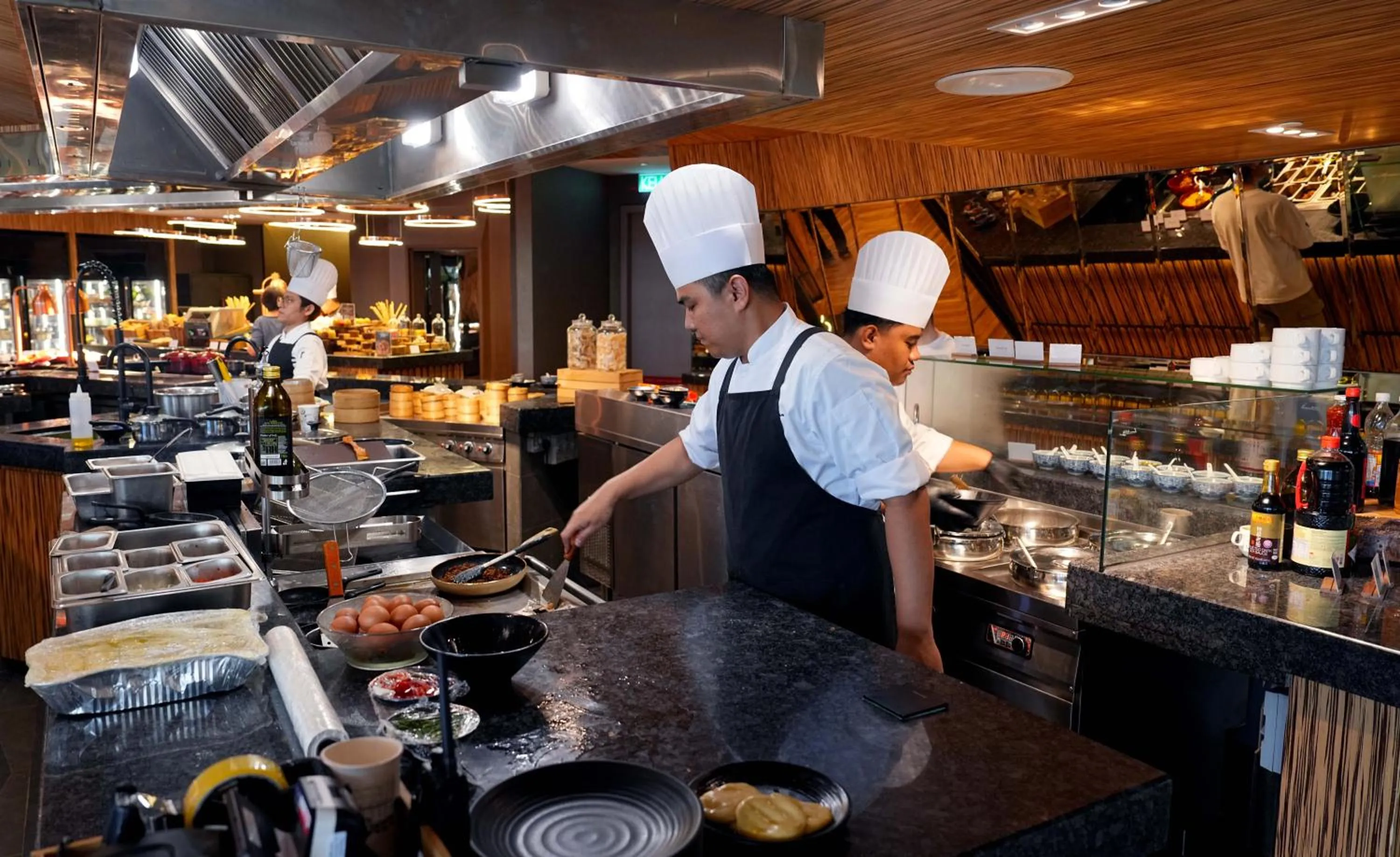 Restaurant/places to eat in 1969 D'Kelly Hotel