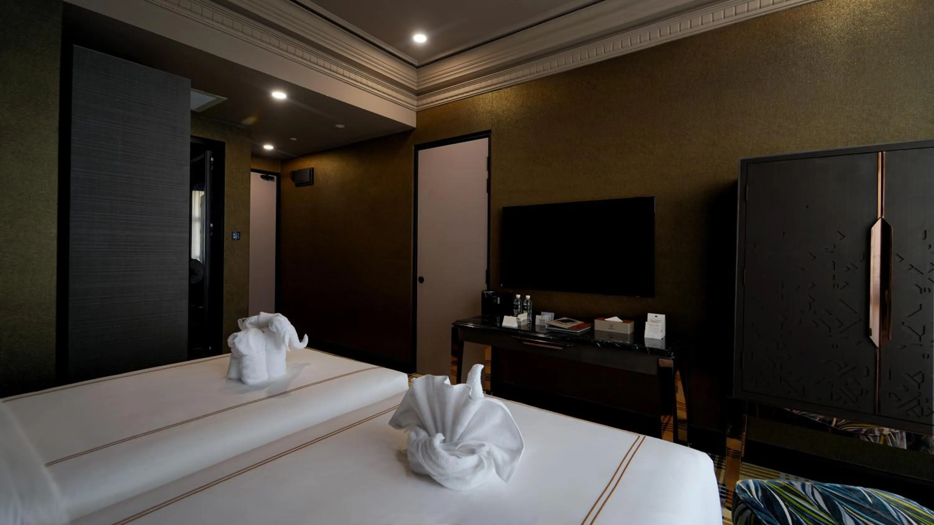 Bed in 1969 D'Kelly Hotel