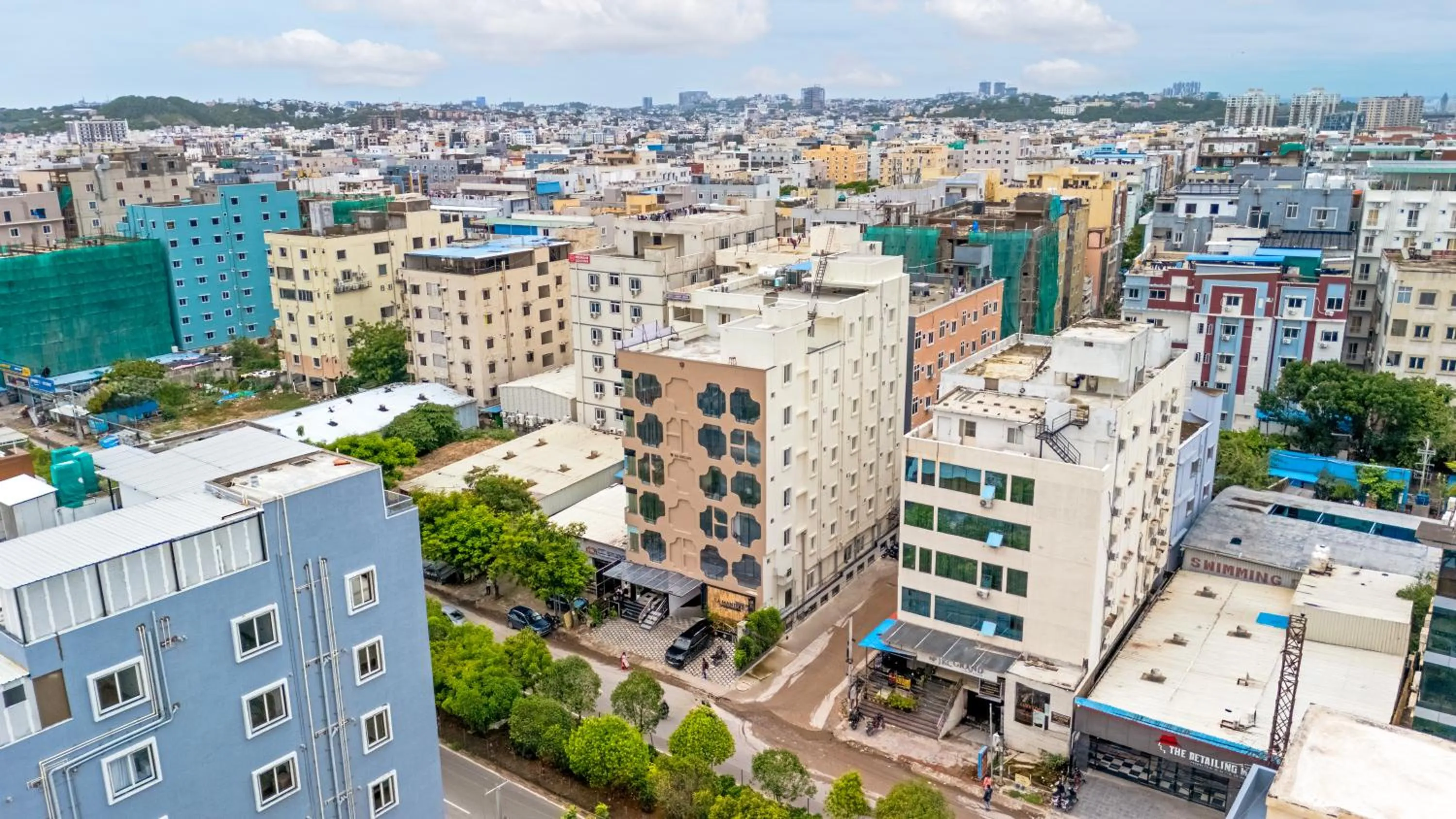 Property building in ECKO La Maniere Business Hotels