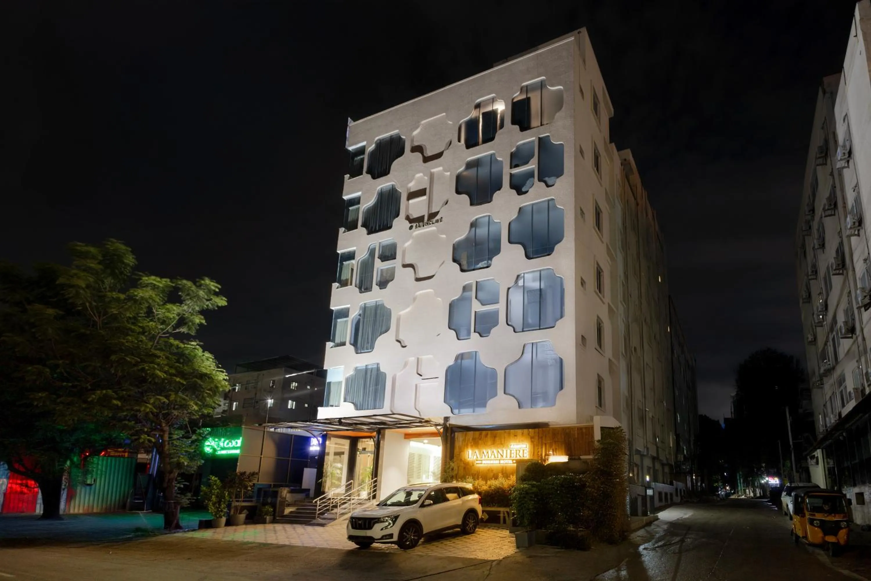 Property building in ECKO La Maniere Business Hotels