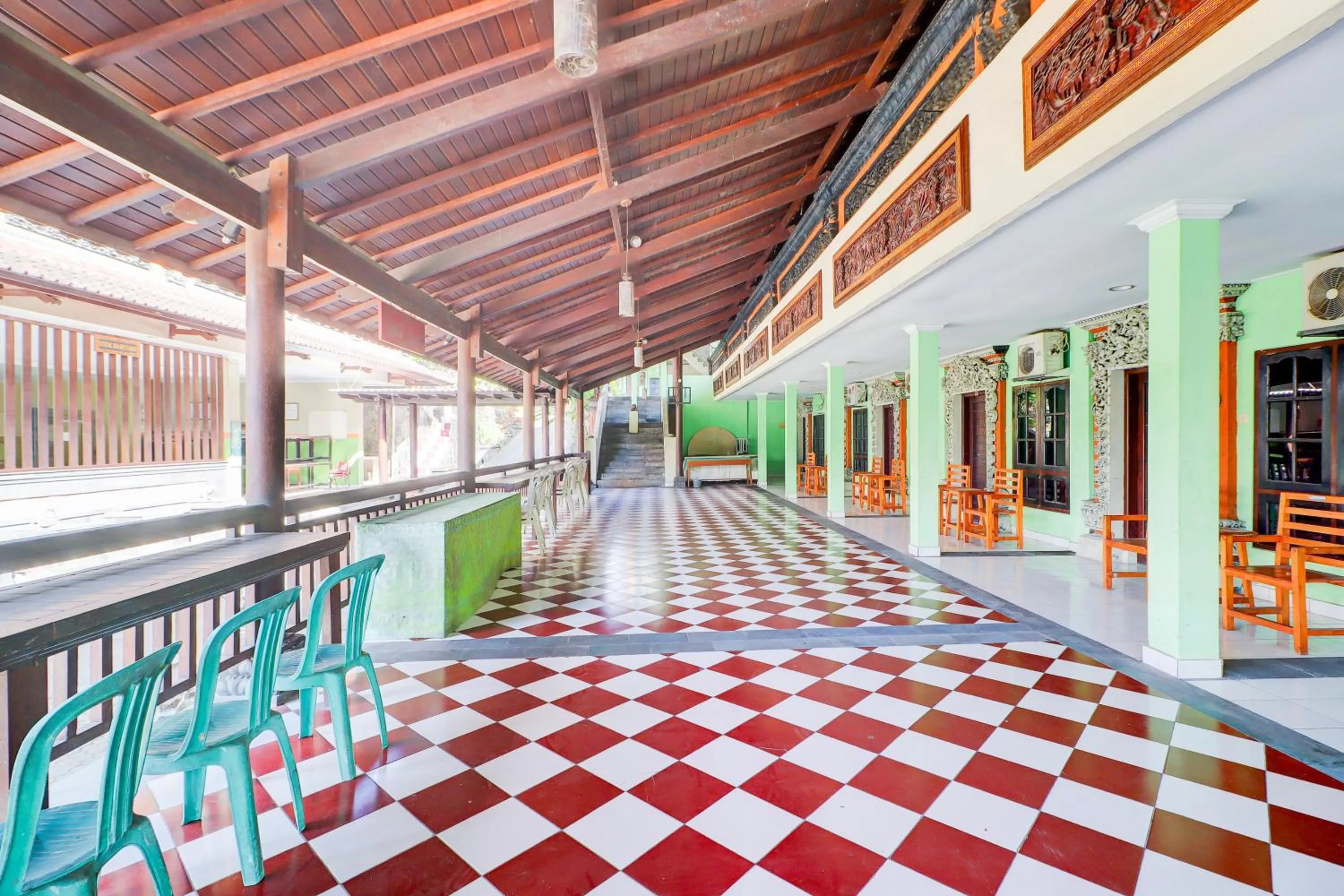 Lobby or reception in Collection O Bali near Terminal Ubung formerly Batukaru Garden Hotel