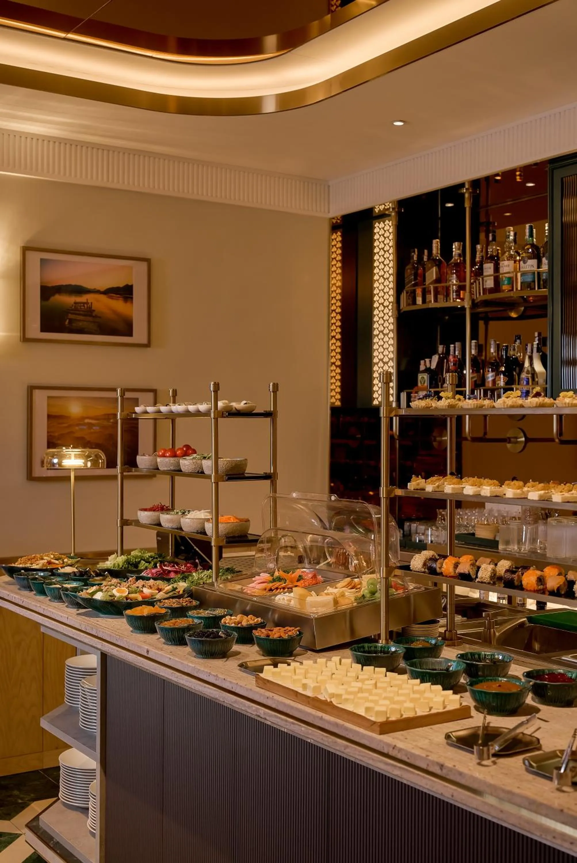 Food and drinks in La Siesta Premium Lakeside