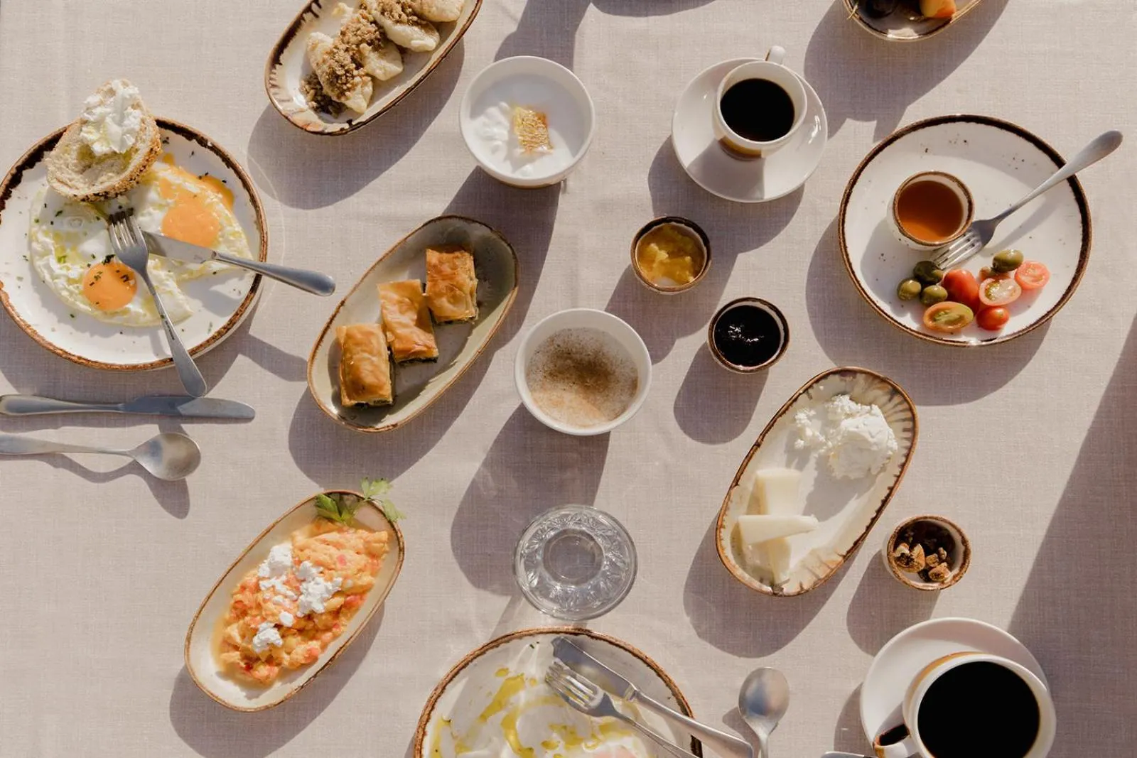 Breakfast in Village Heights Resort