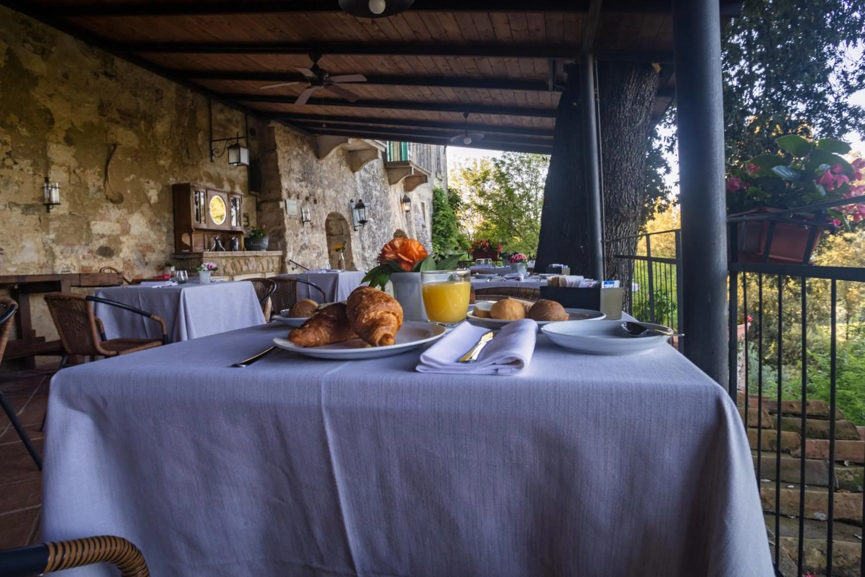 Patio in Borgo Laticastelli