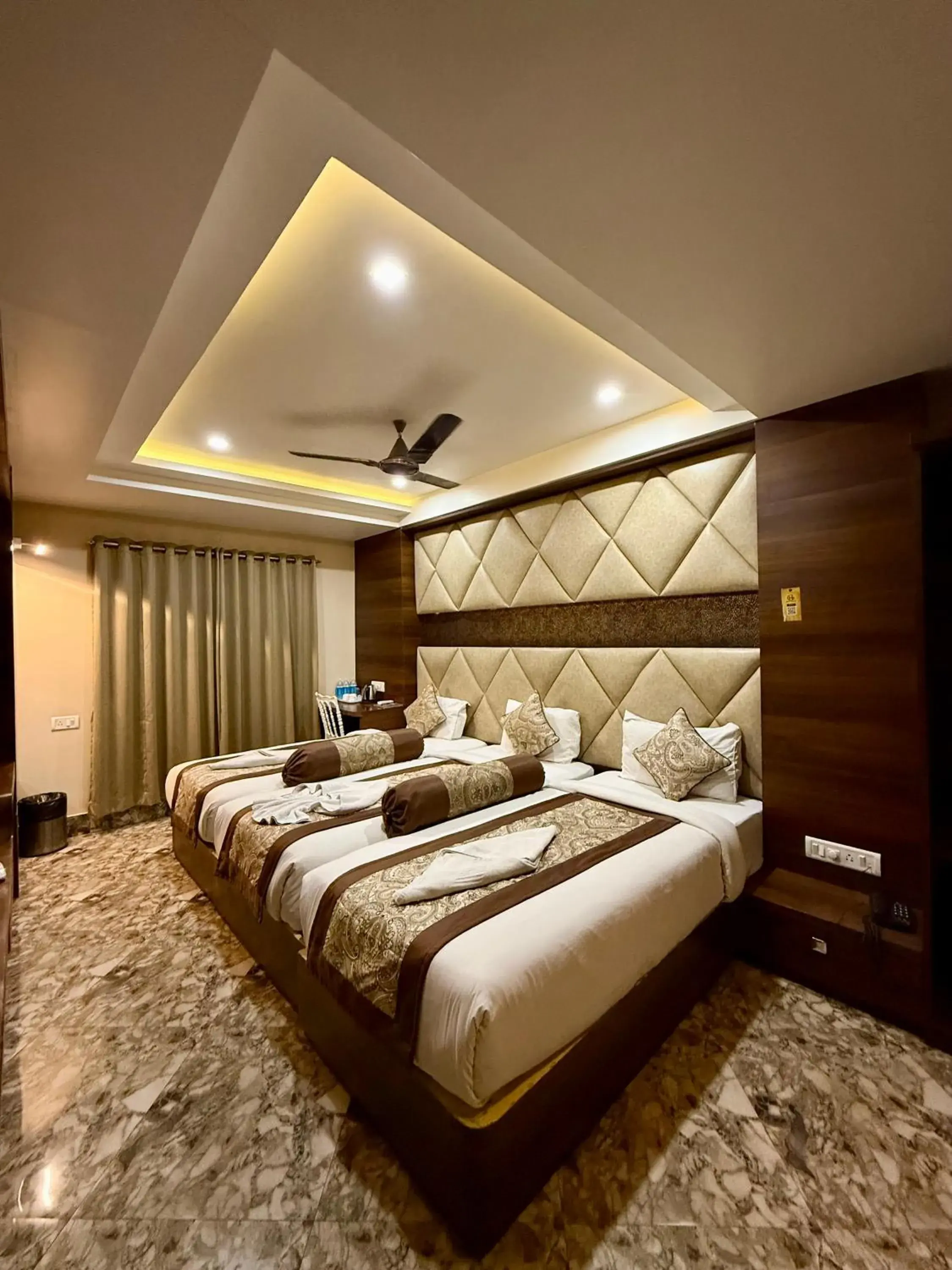 Deluxe Triple Room - single occupancy in Hotel Ganpati Deluxe Triple Room - single occupancy in Hotel Ganpati