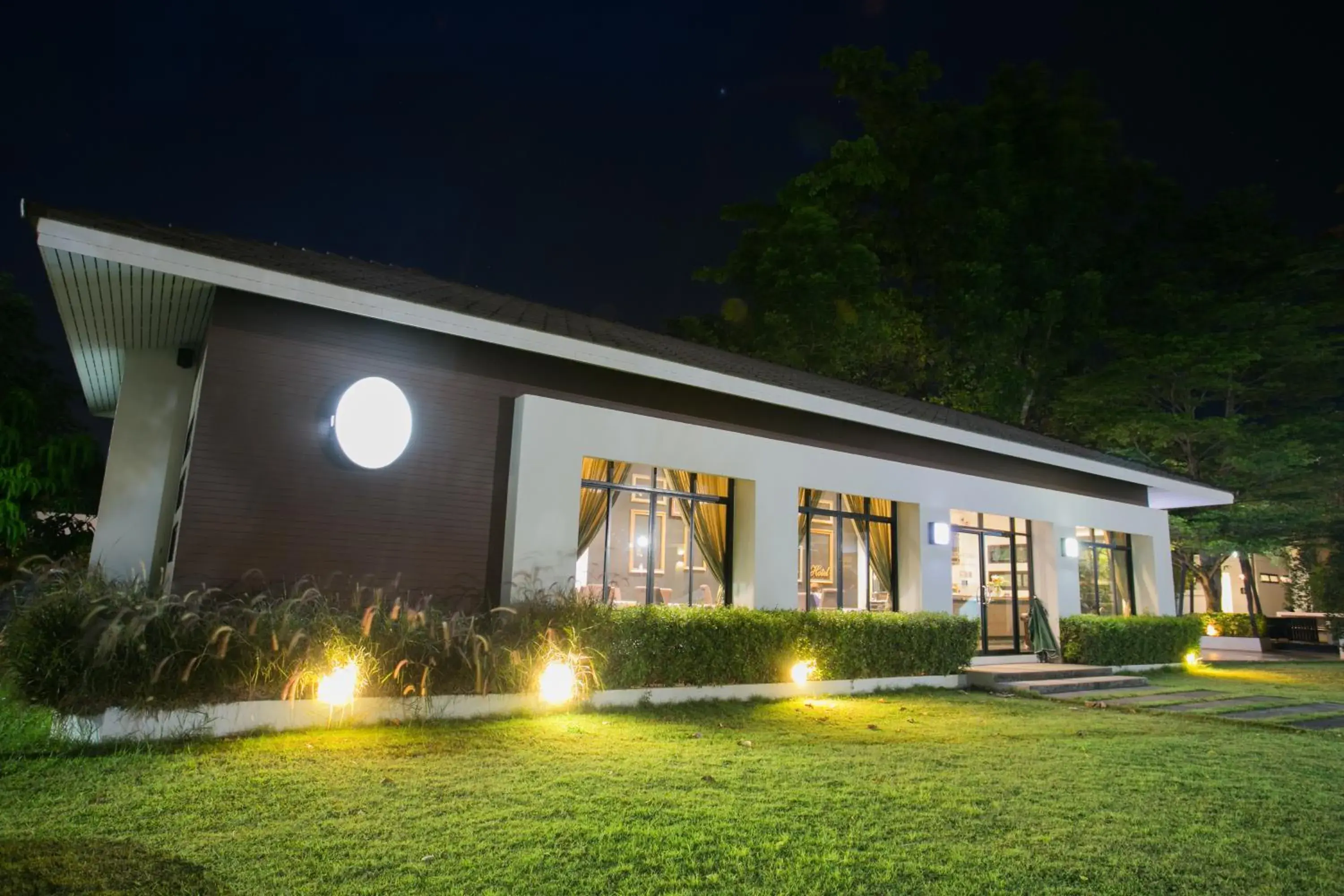 Restaurant/places to eat in The Desiign Hotel - SHA Restaurant/places to eat in The Desiign Hotel - SHA