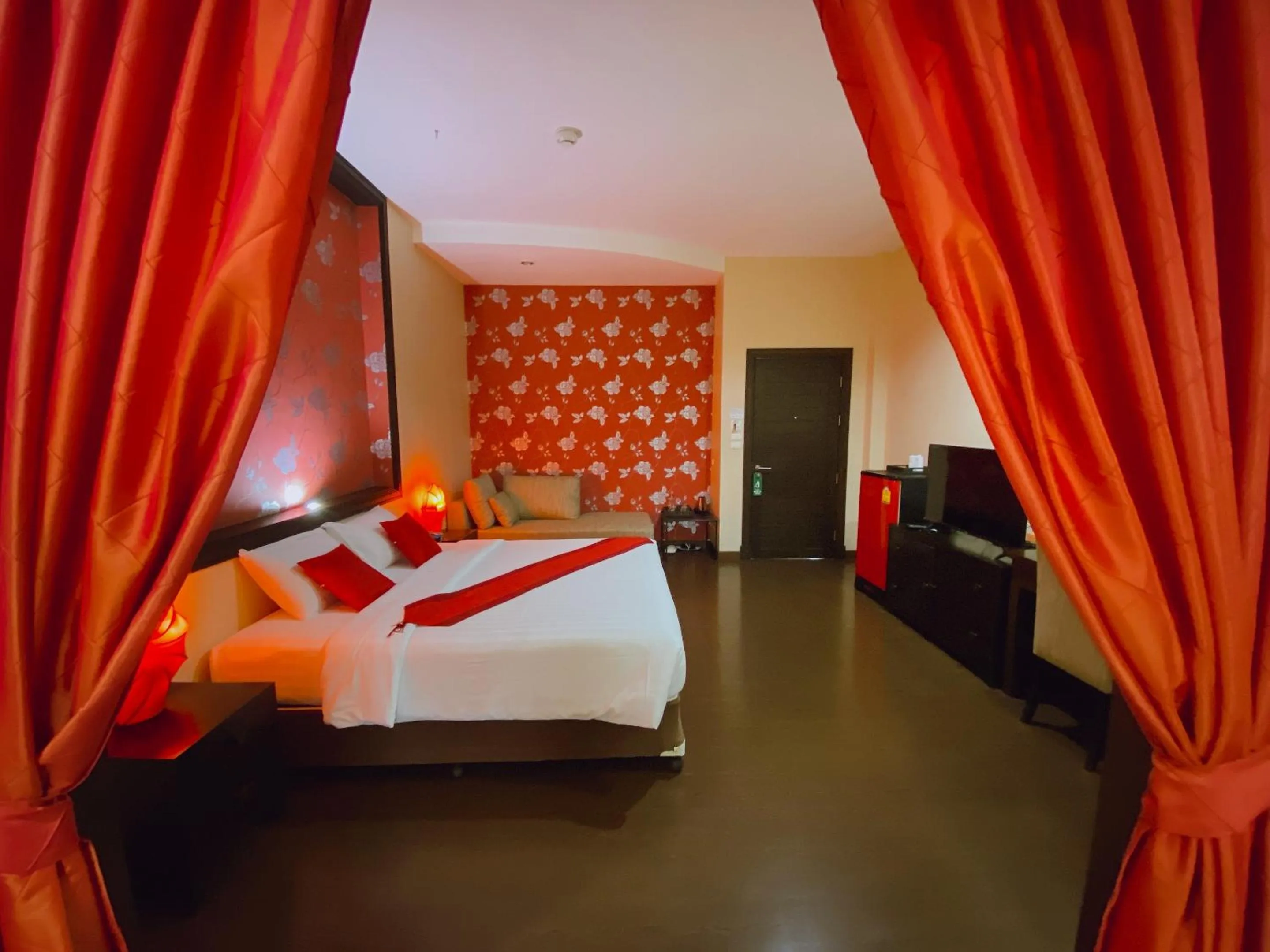 Bedroom, Bed in The Desiign Hotel - SHA