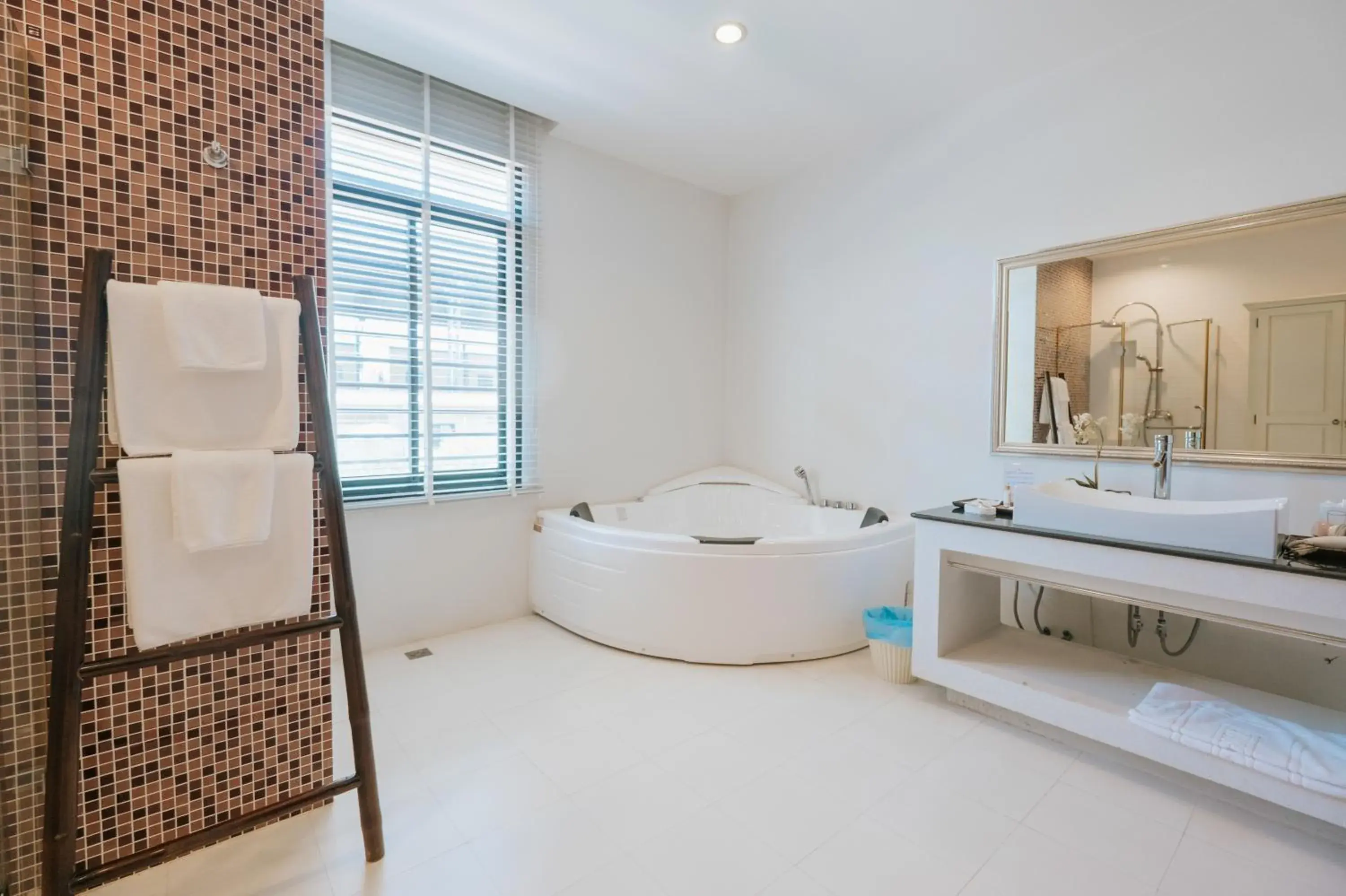 Property building in The Desiign Hotel - SHA Property building in The Desiign Hotel - SHA