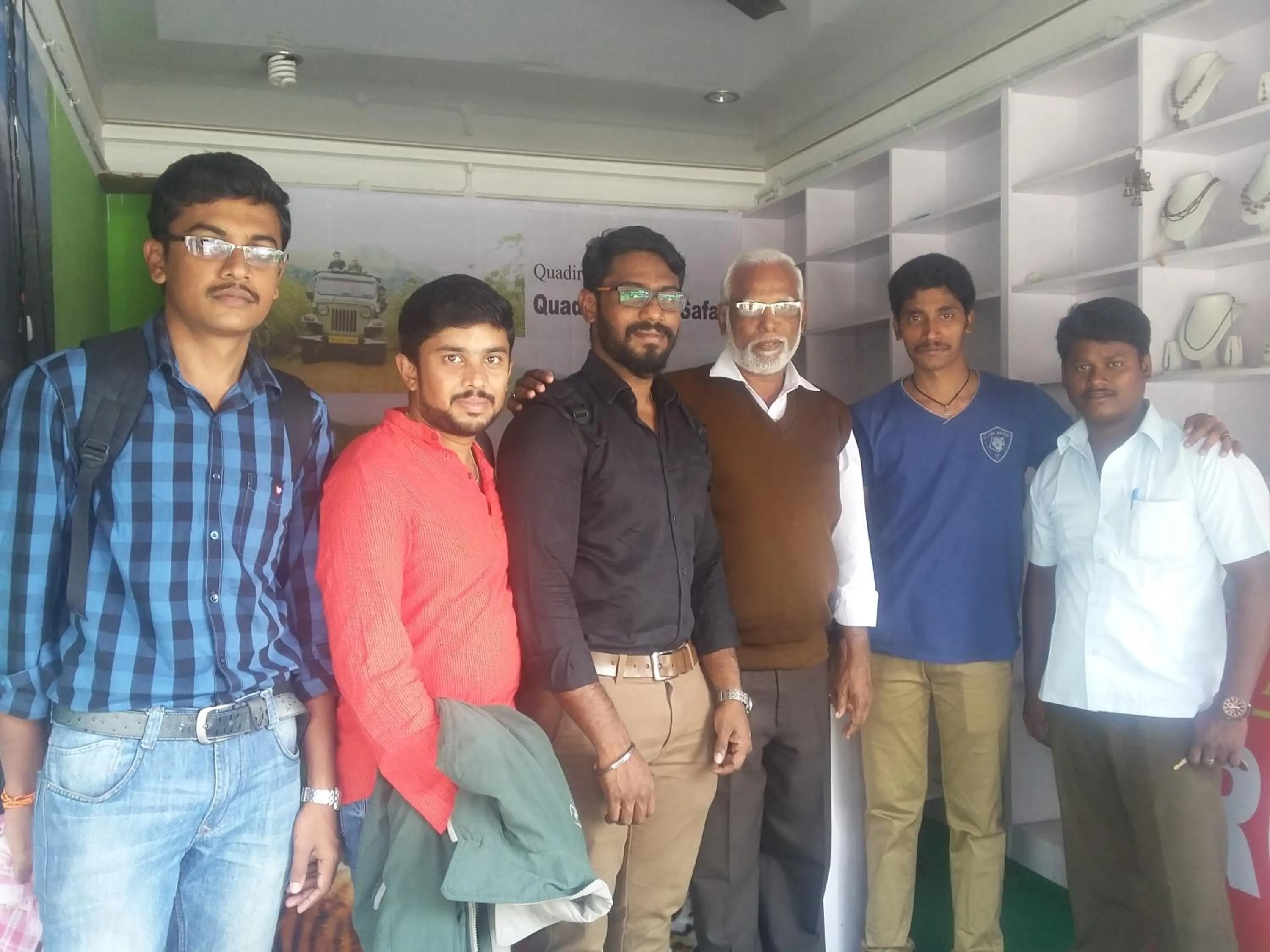 group of guests in Quadriya Palace