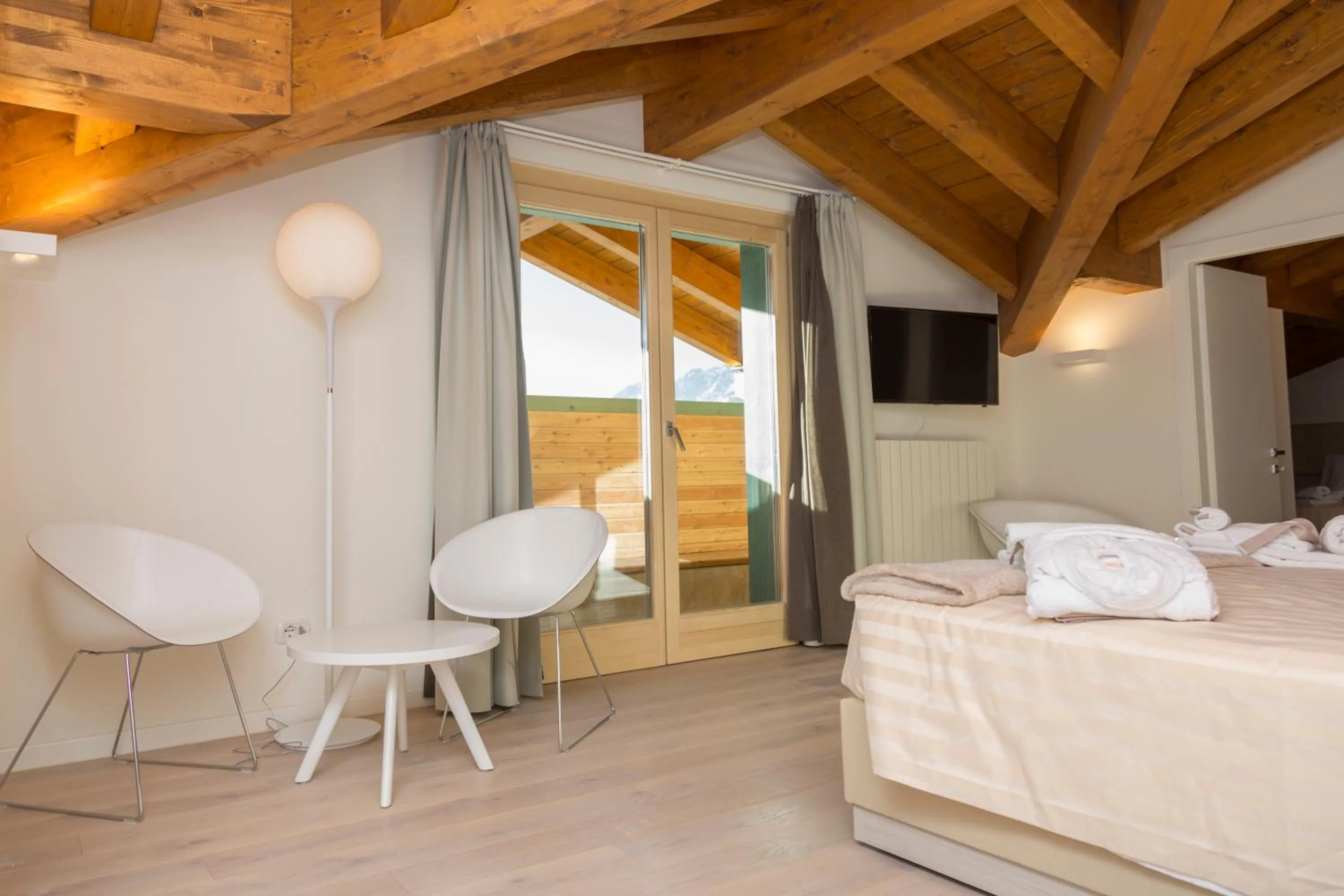 Bed in White Angel Hotel