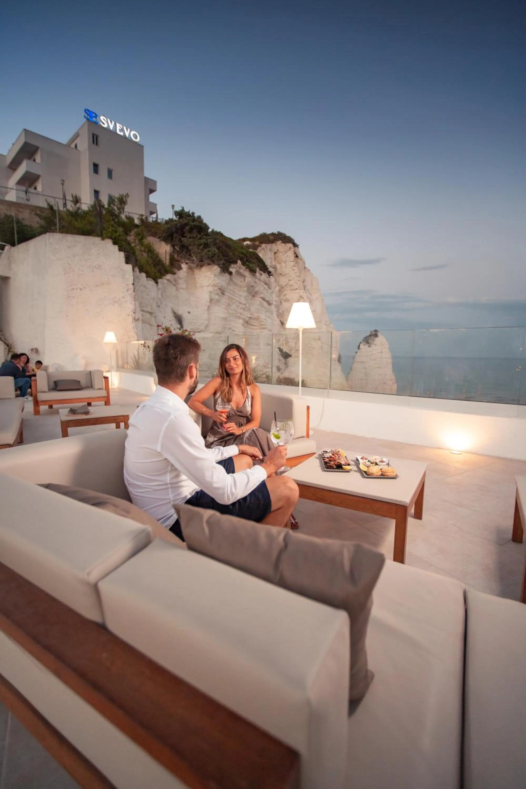 Restaurant/places to eat in Hotel Falcone