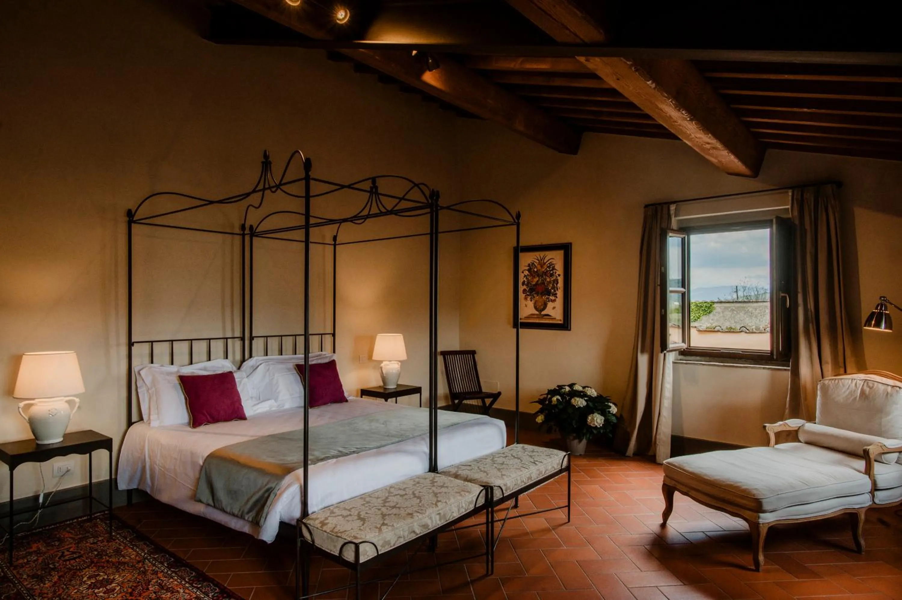 Bedroom, Bed in Villa Medicea di Lilliano