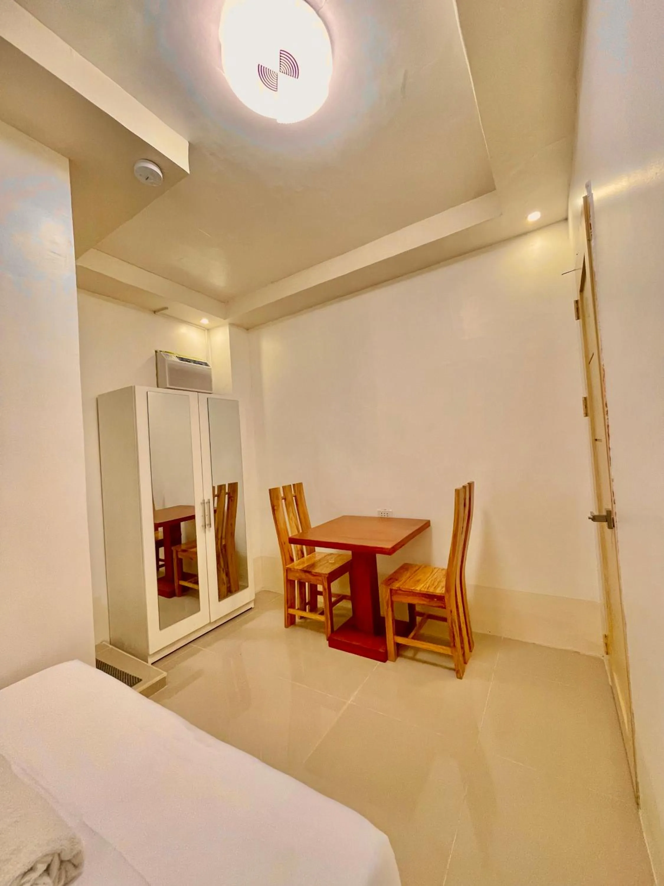 Bed in Iwa Hotel