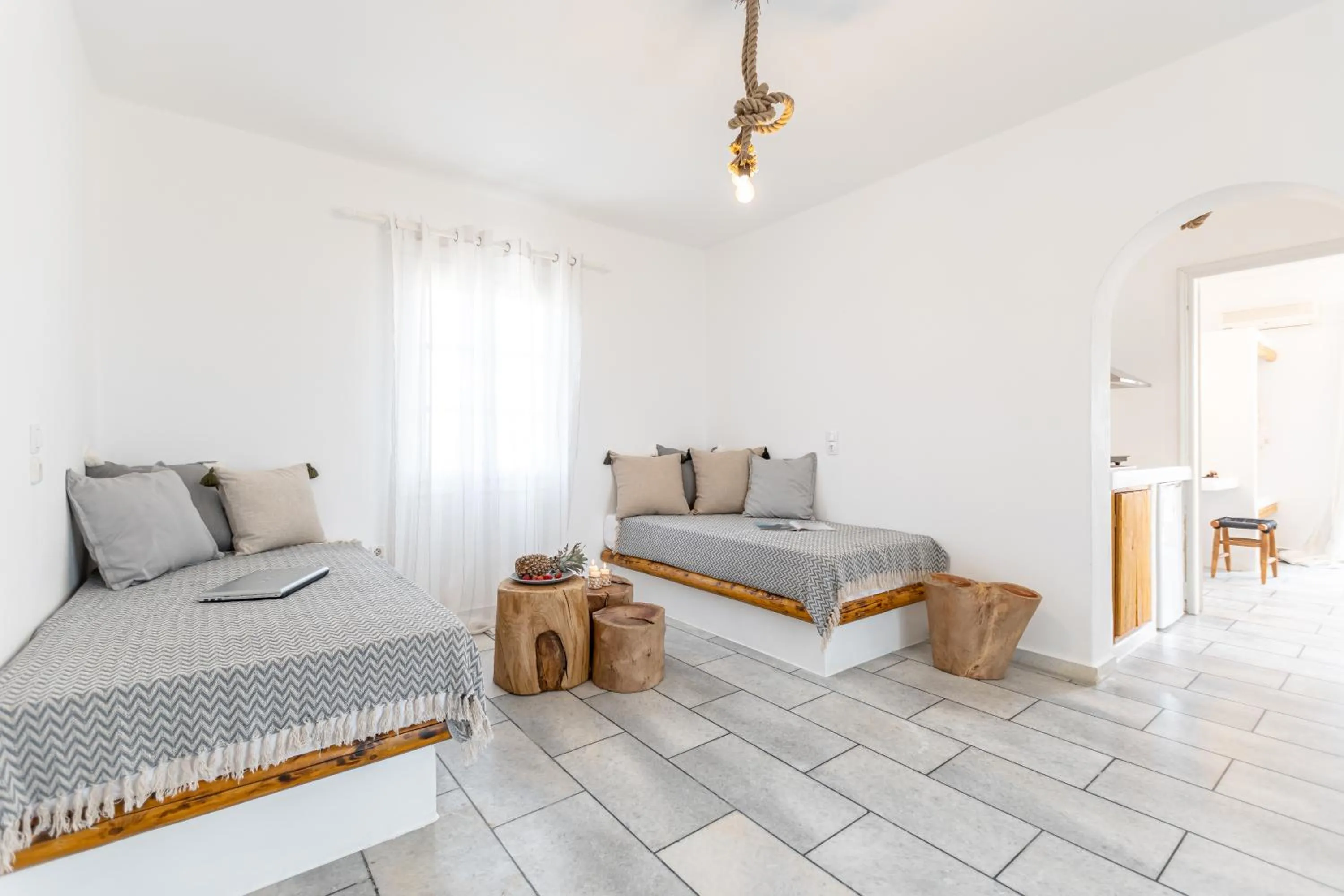 Shower, Bed in Naxian Serenity Suites