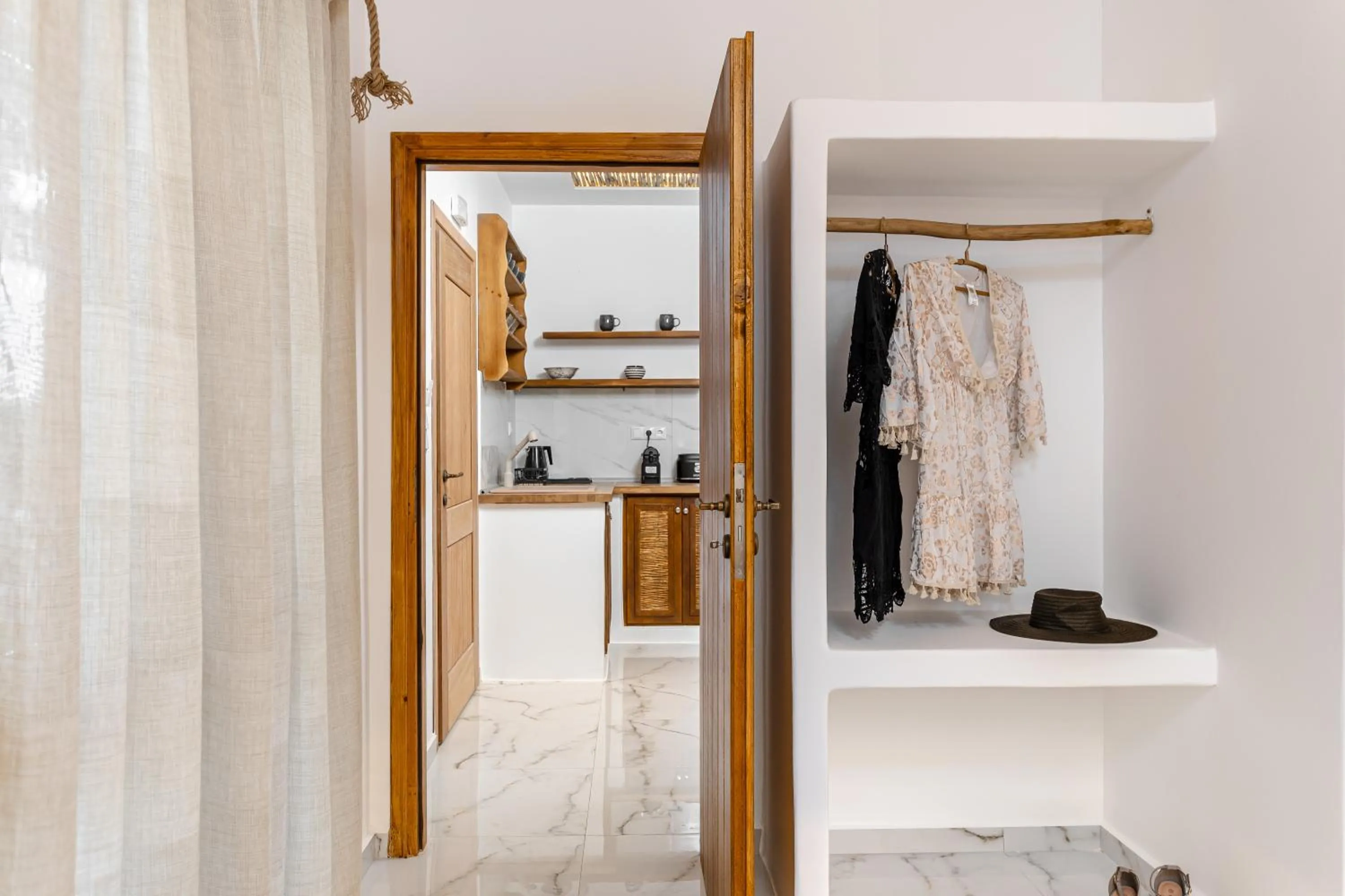 Shower in Naxian Serenity Suites