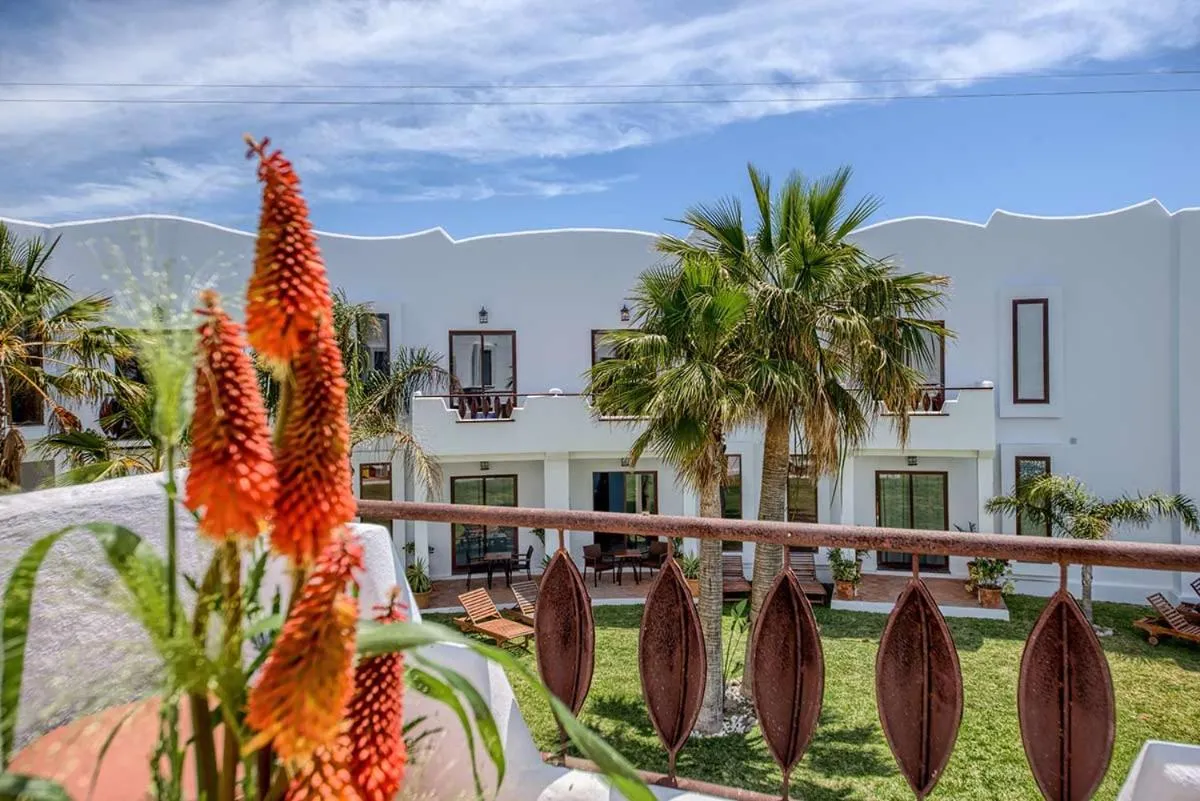 Apartamentos Turisticos Bahia De Trafalgar
