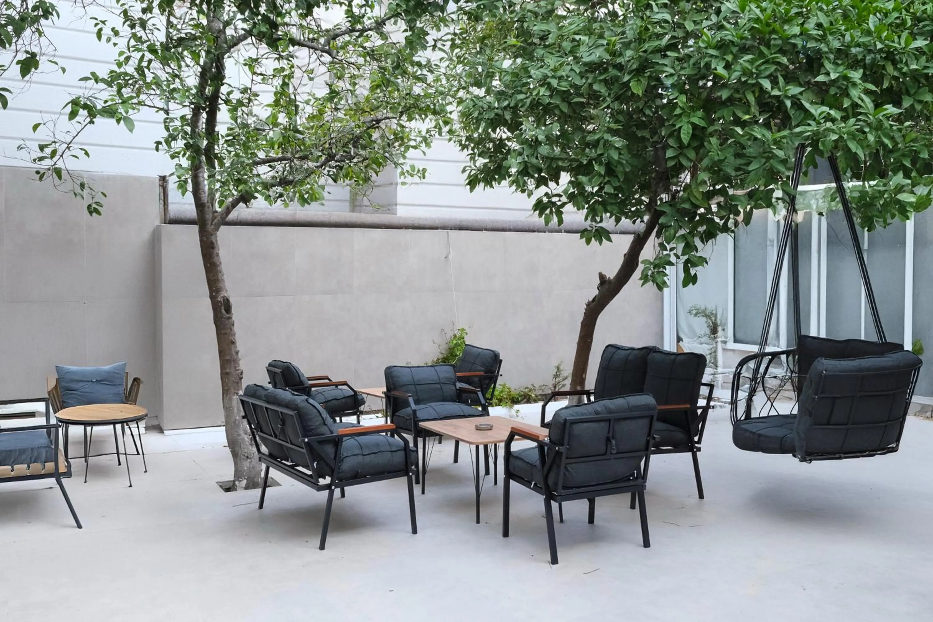 Kariva Hotel