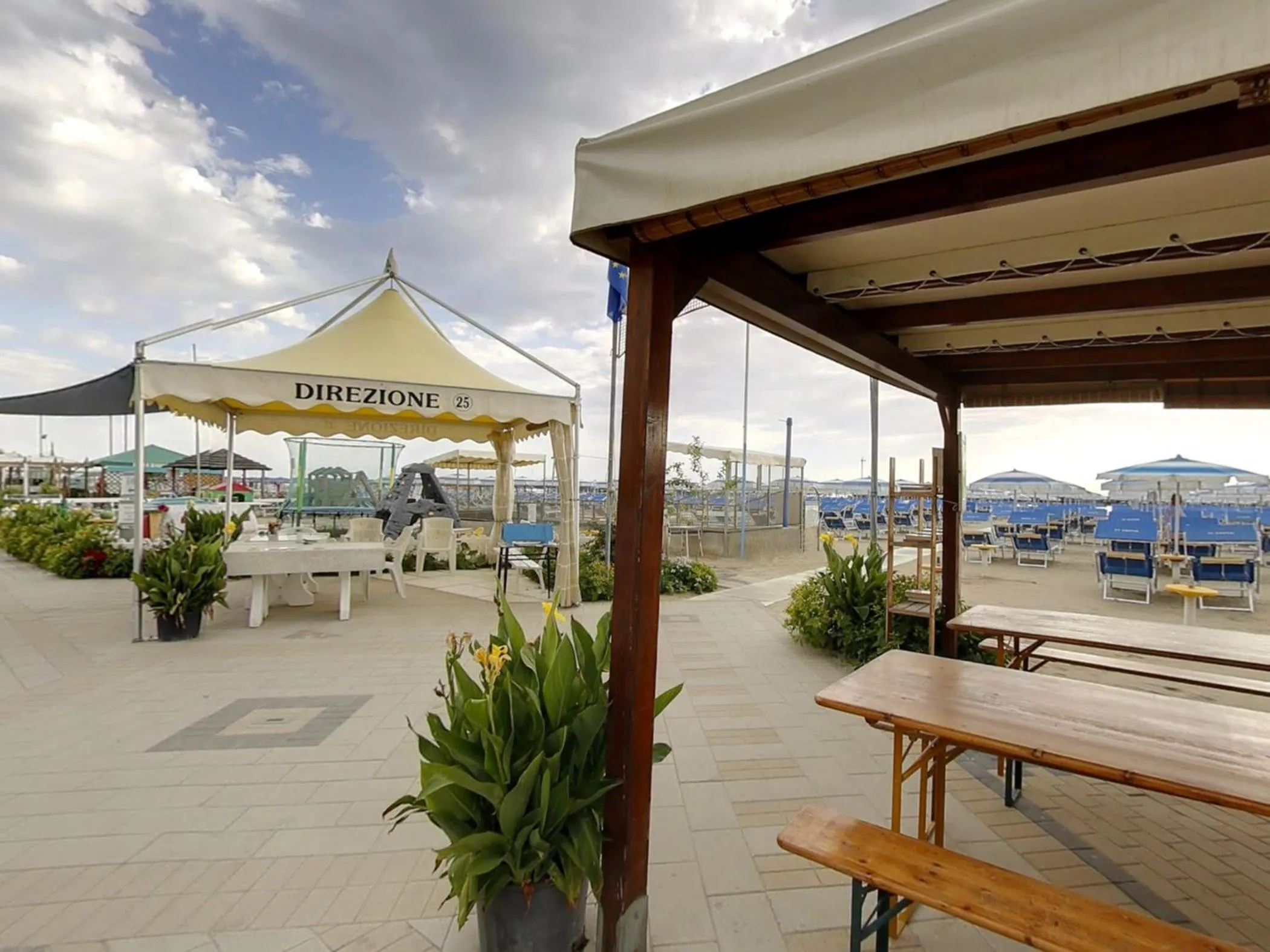 Beach in Hotel Buona fortuna