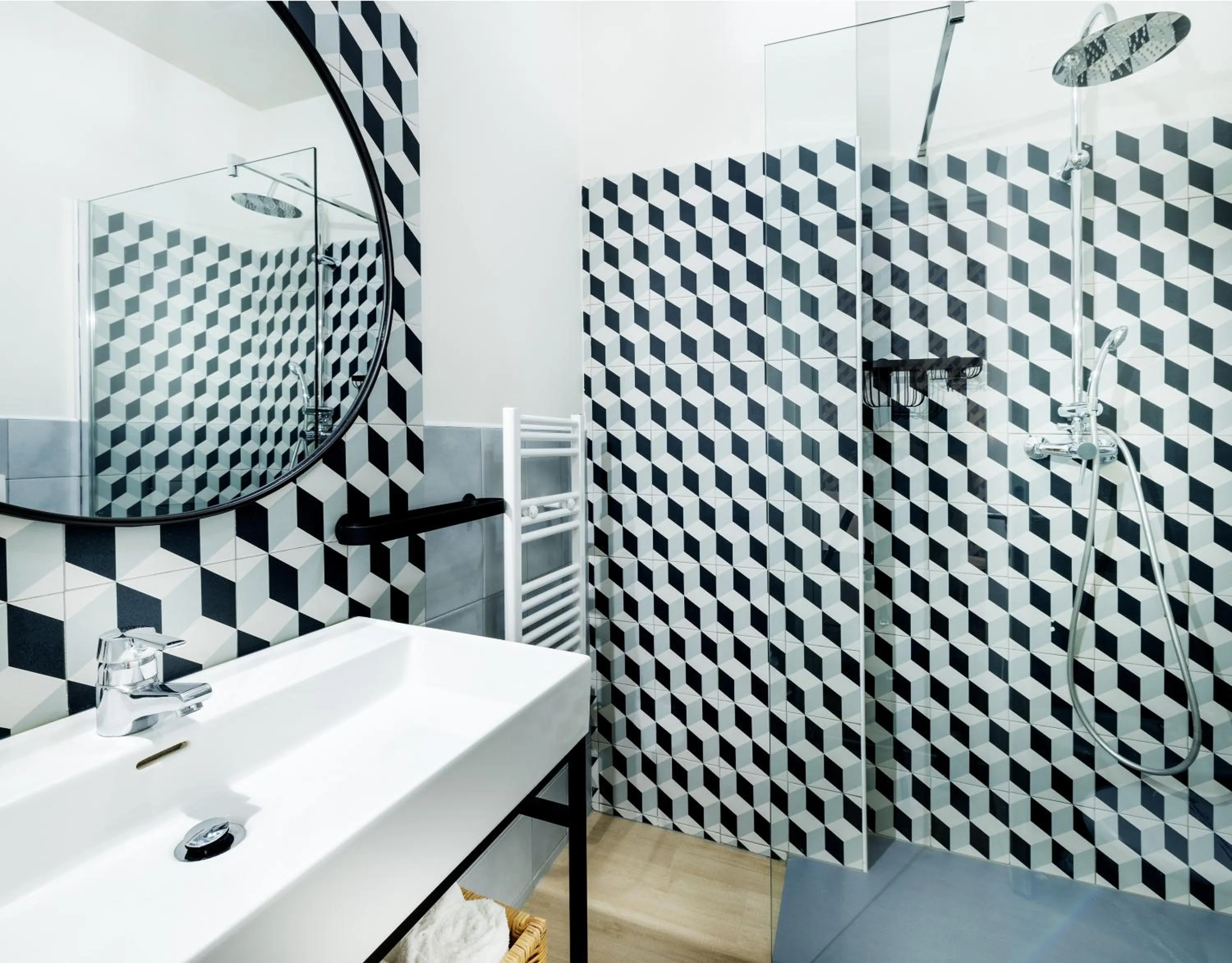 Shower in Hotel Buona fortuna