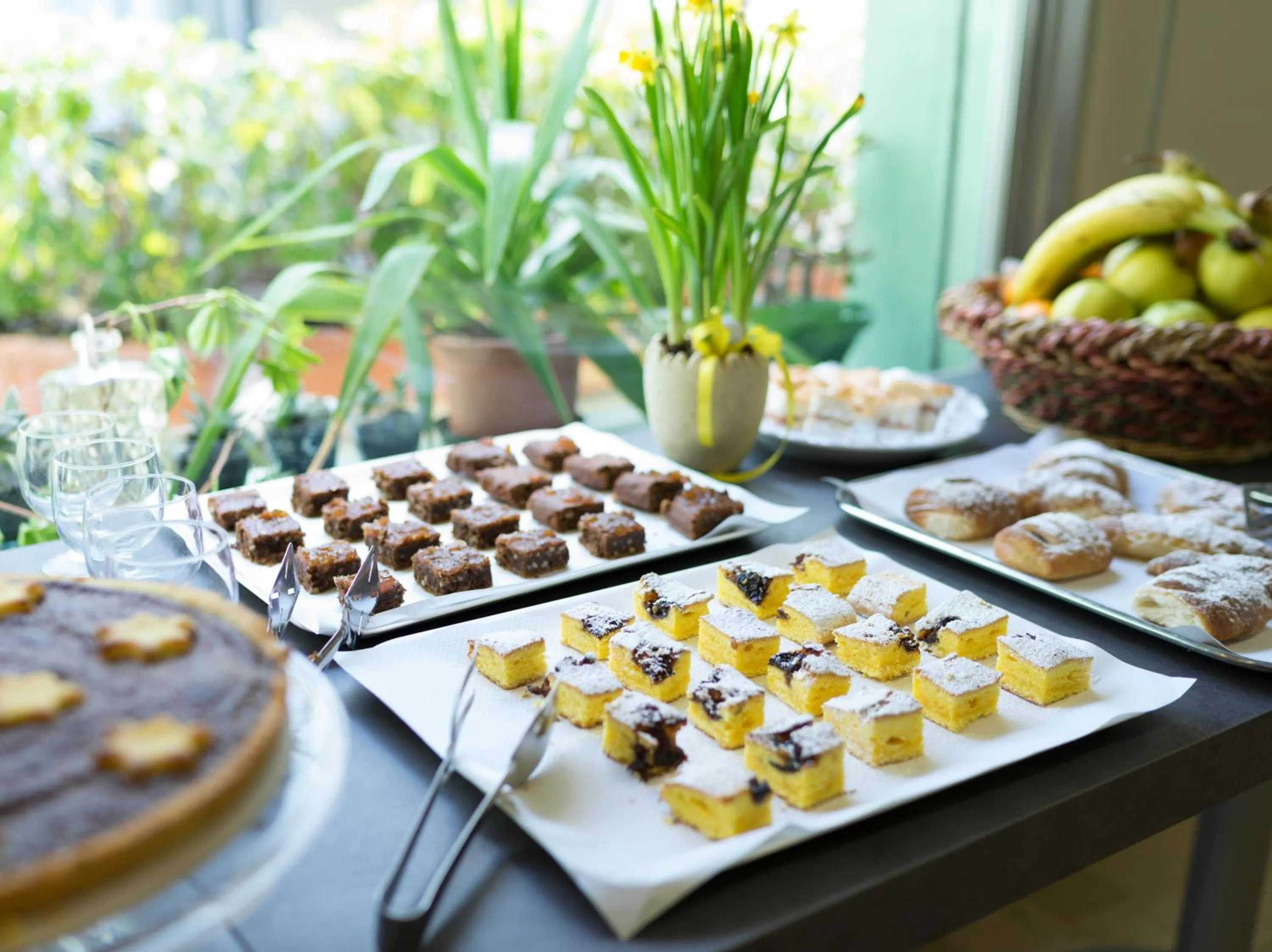 Food and drinks in Hotel Buona fortuna