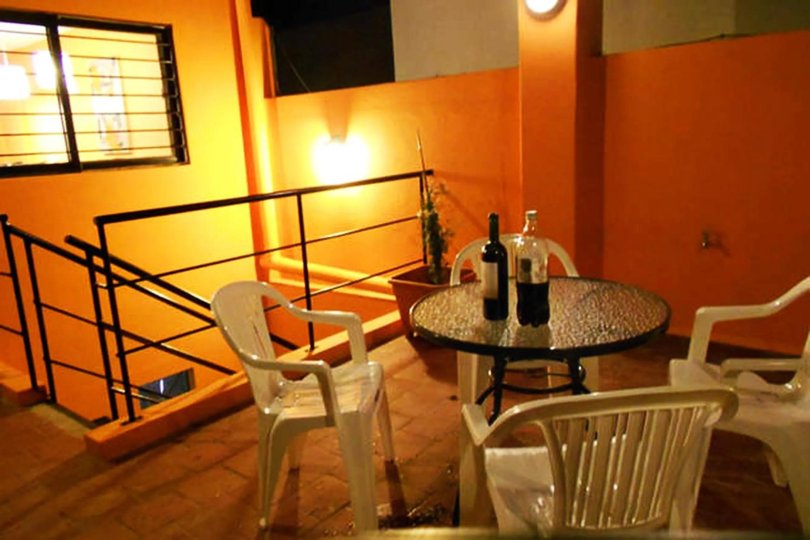 Apartment con terraza 1 piso por escalera