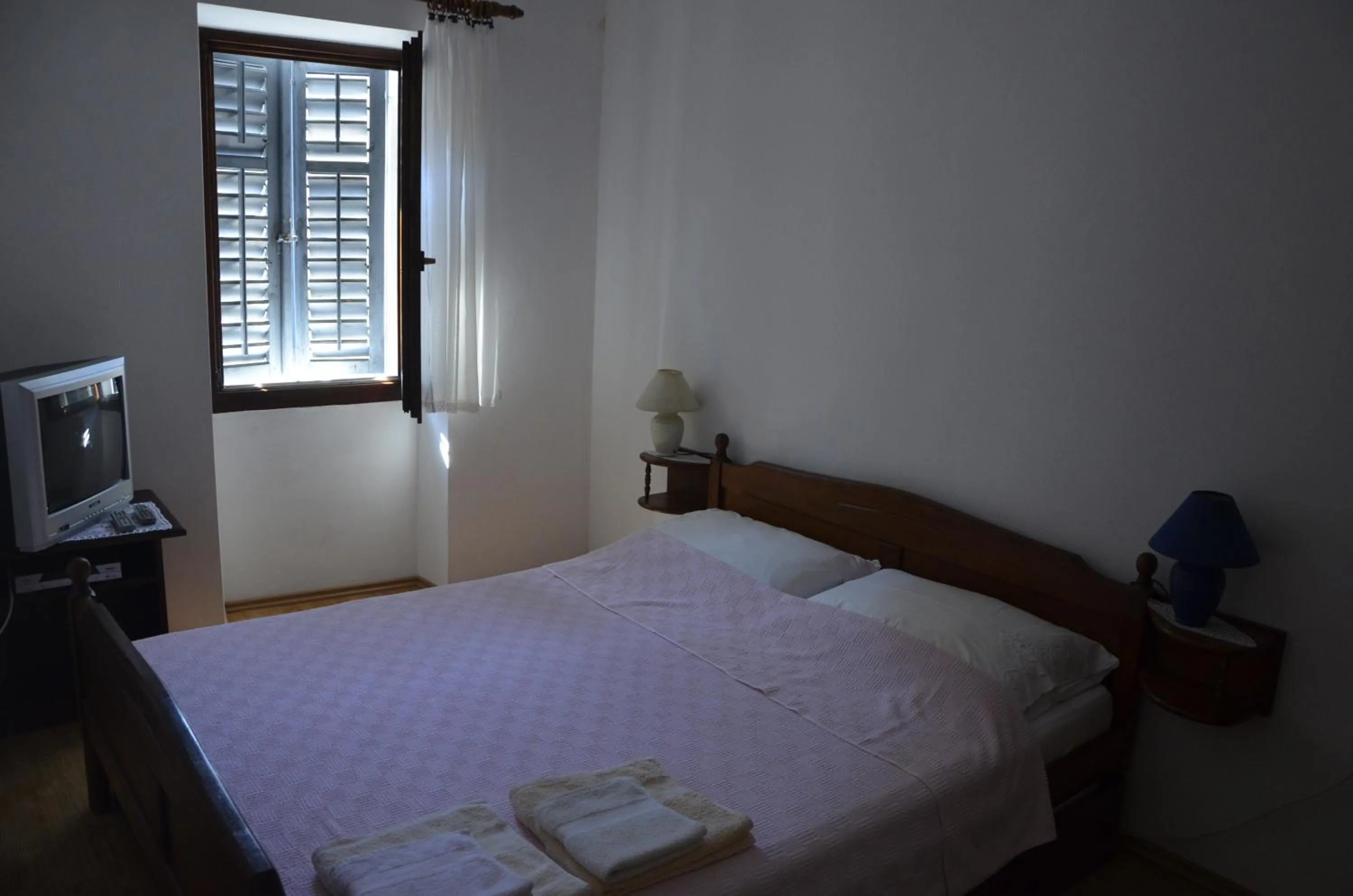 Bed in Apartments Ivanis