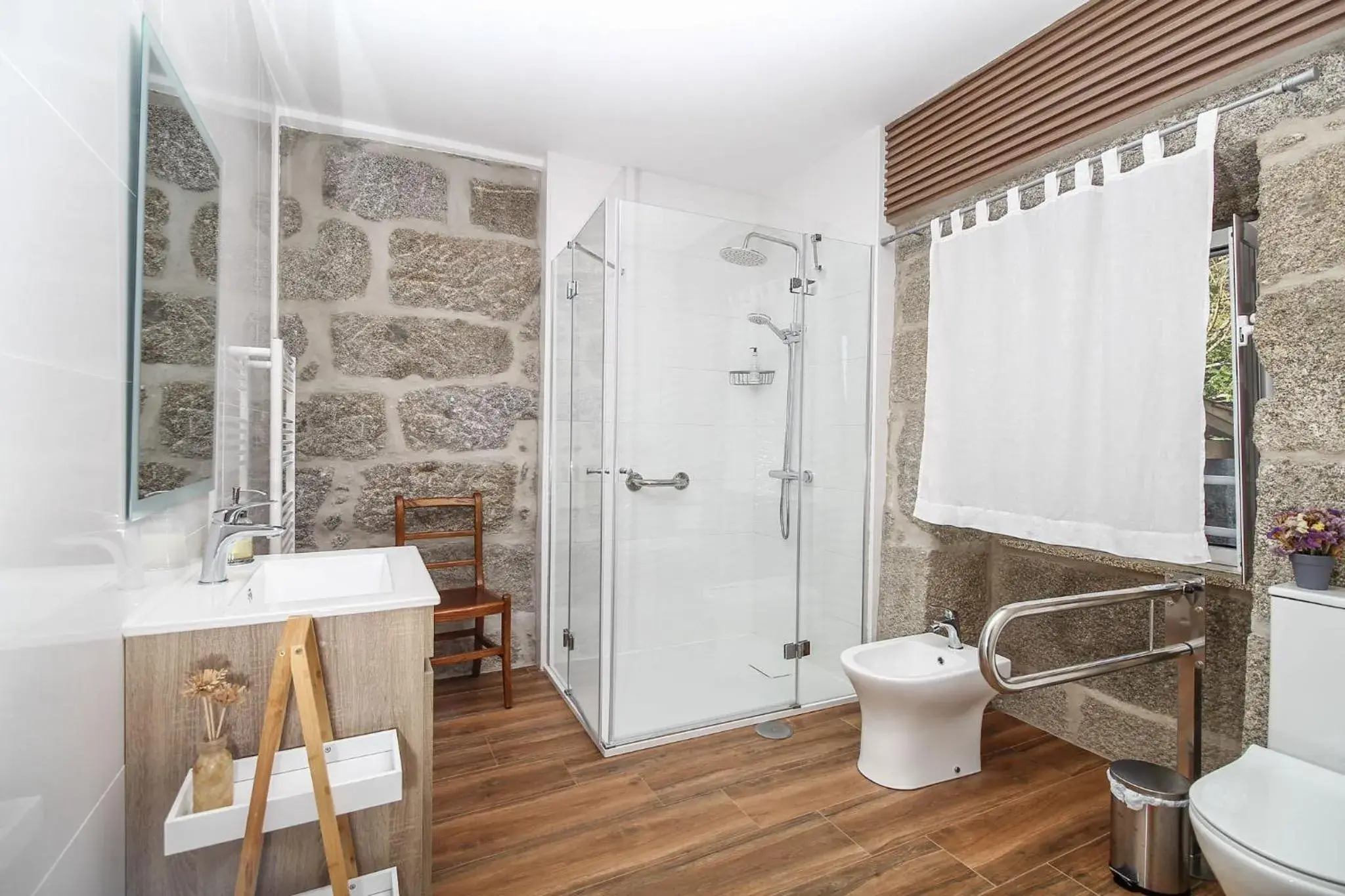 Double Room with Private Bathroom in Bosque da Fantasia Double Room with Private Bathroom in Bosque da Fantasia