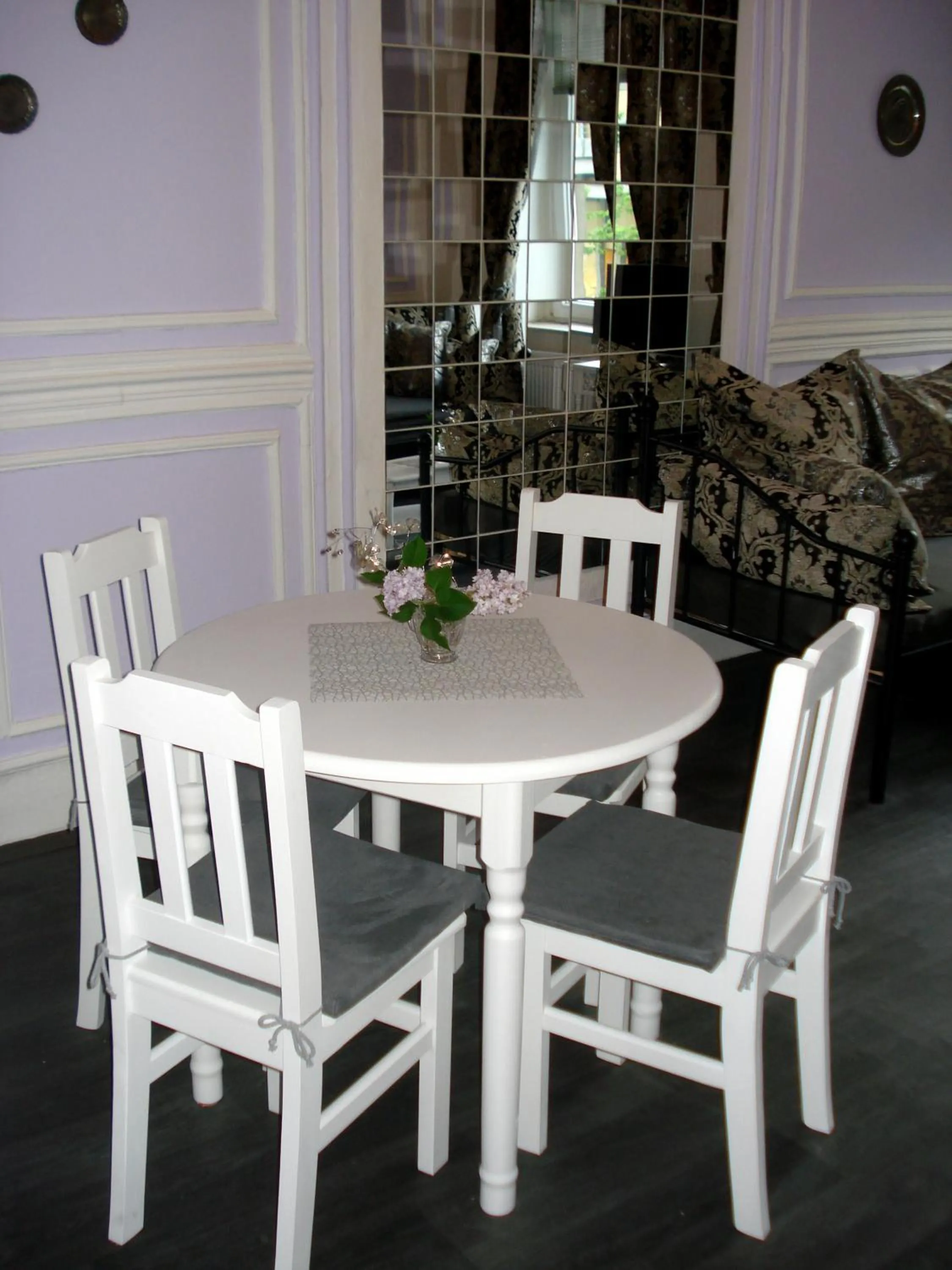 Dining area in Fewo Meissen