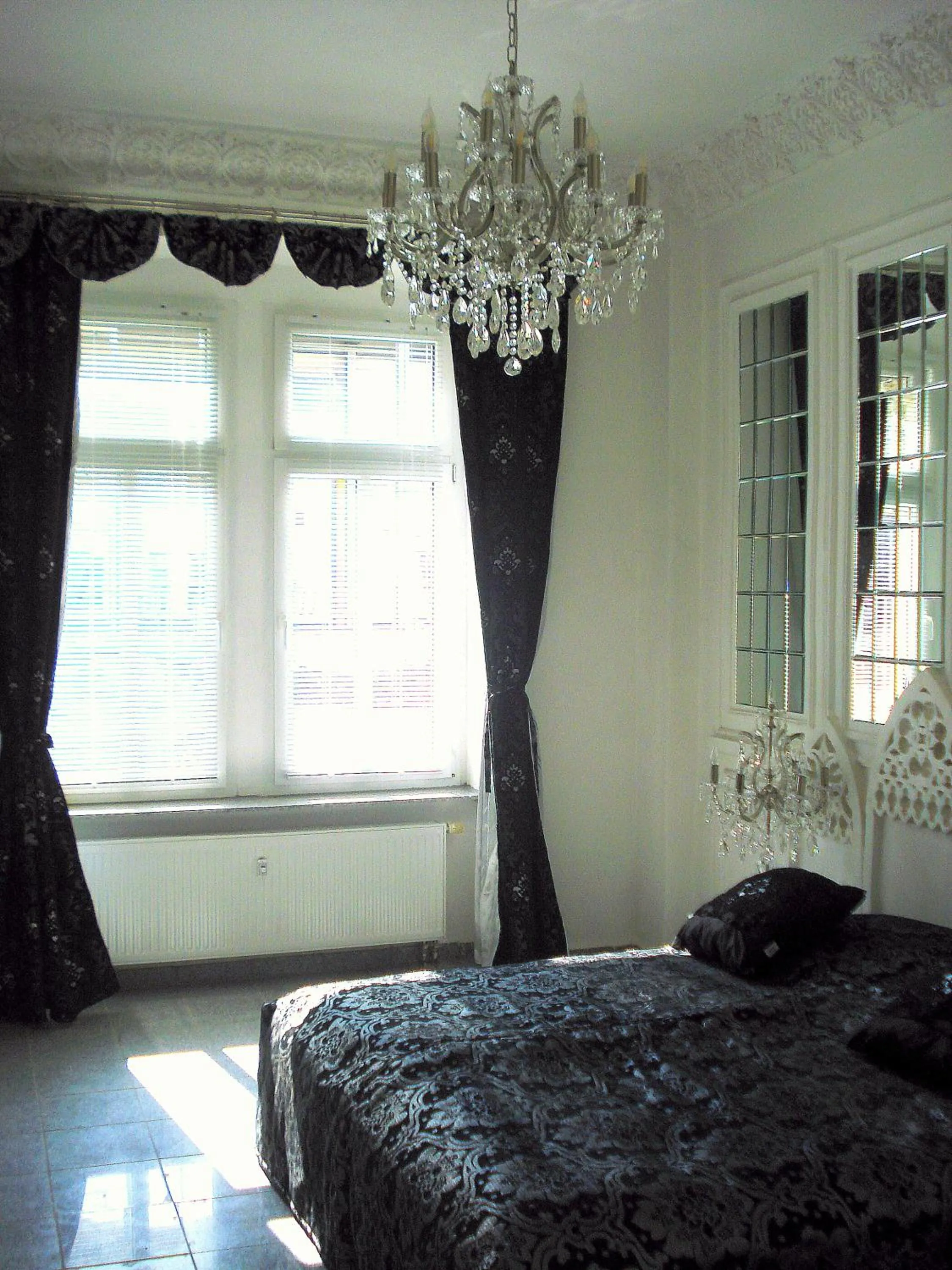 Bedroom, Bed in Fewo Meissen