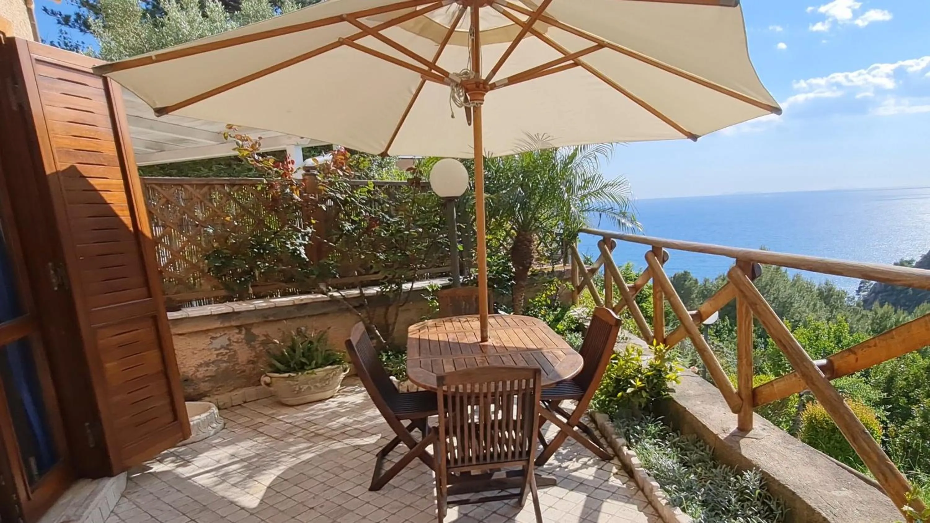 Villino Cetarola Terrazza Panoramica Vista Mare con Parcheggio