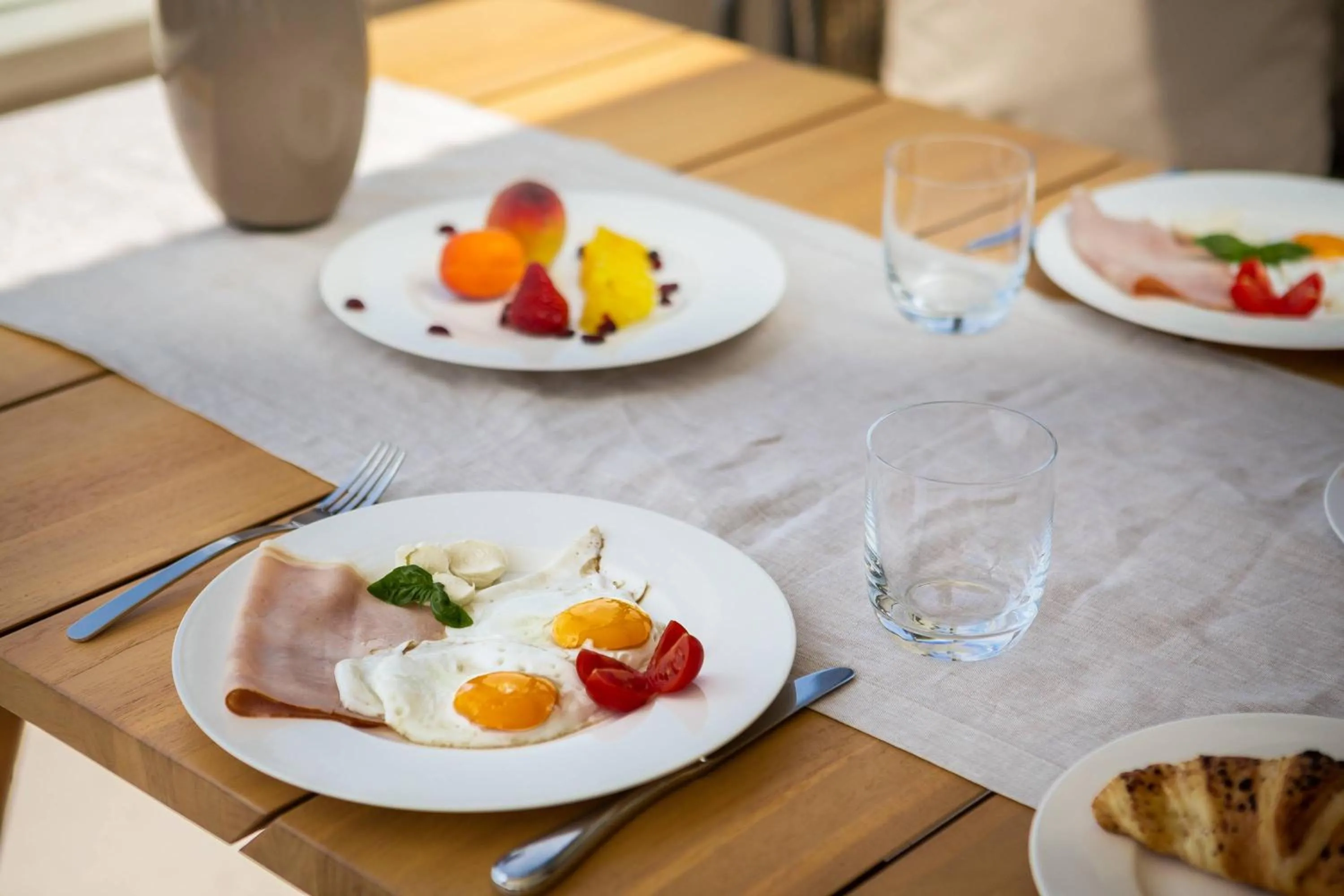 Food in Alba Residence